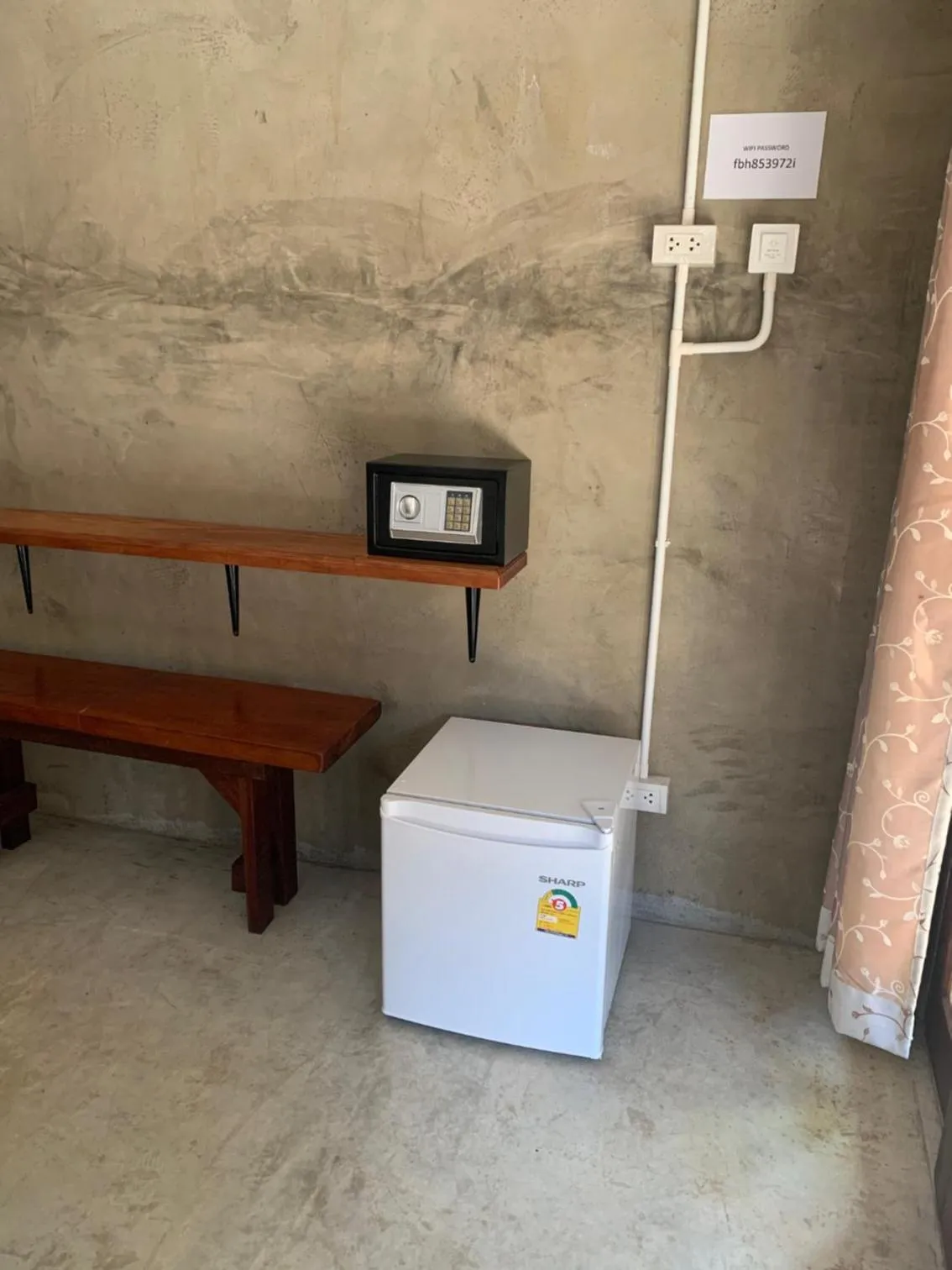 Property building in Frog Beach House