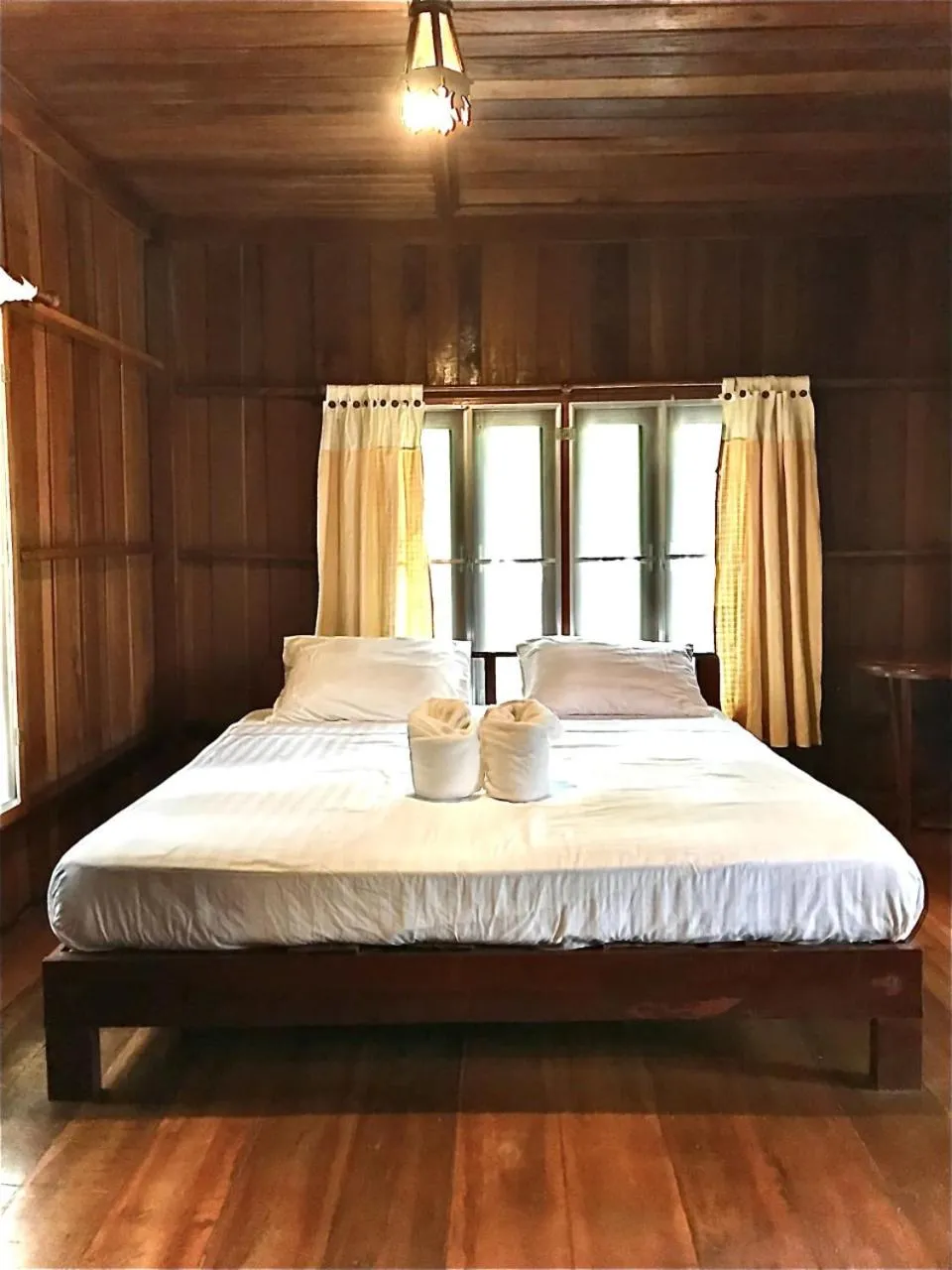 Bed in Frog Beach House