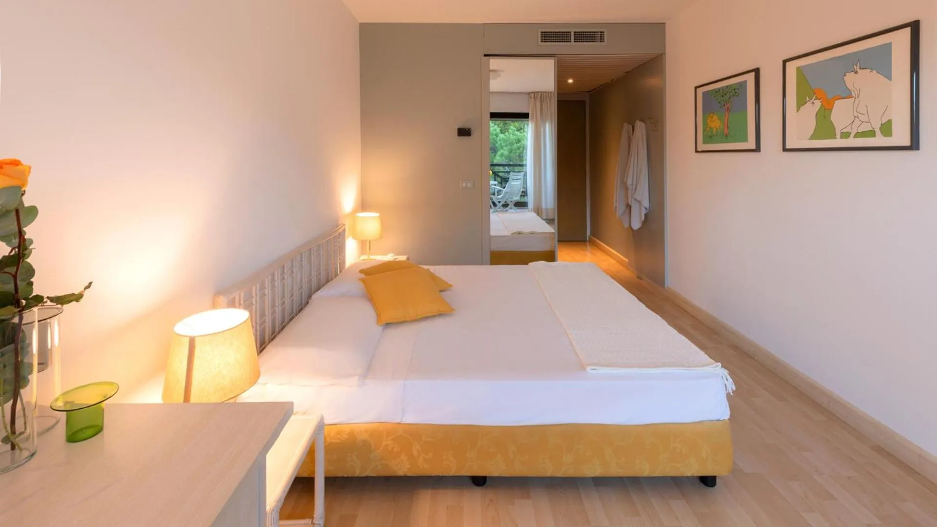 Bedroom, Bed in Hotel Marina Uno