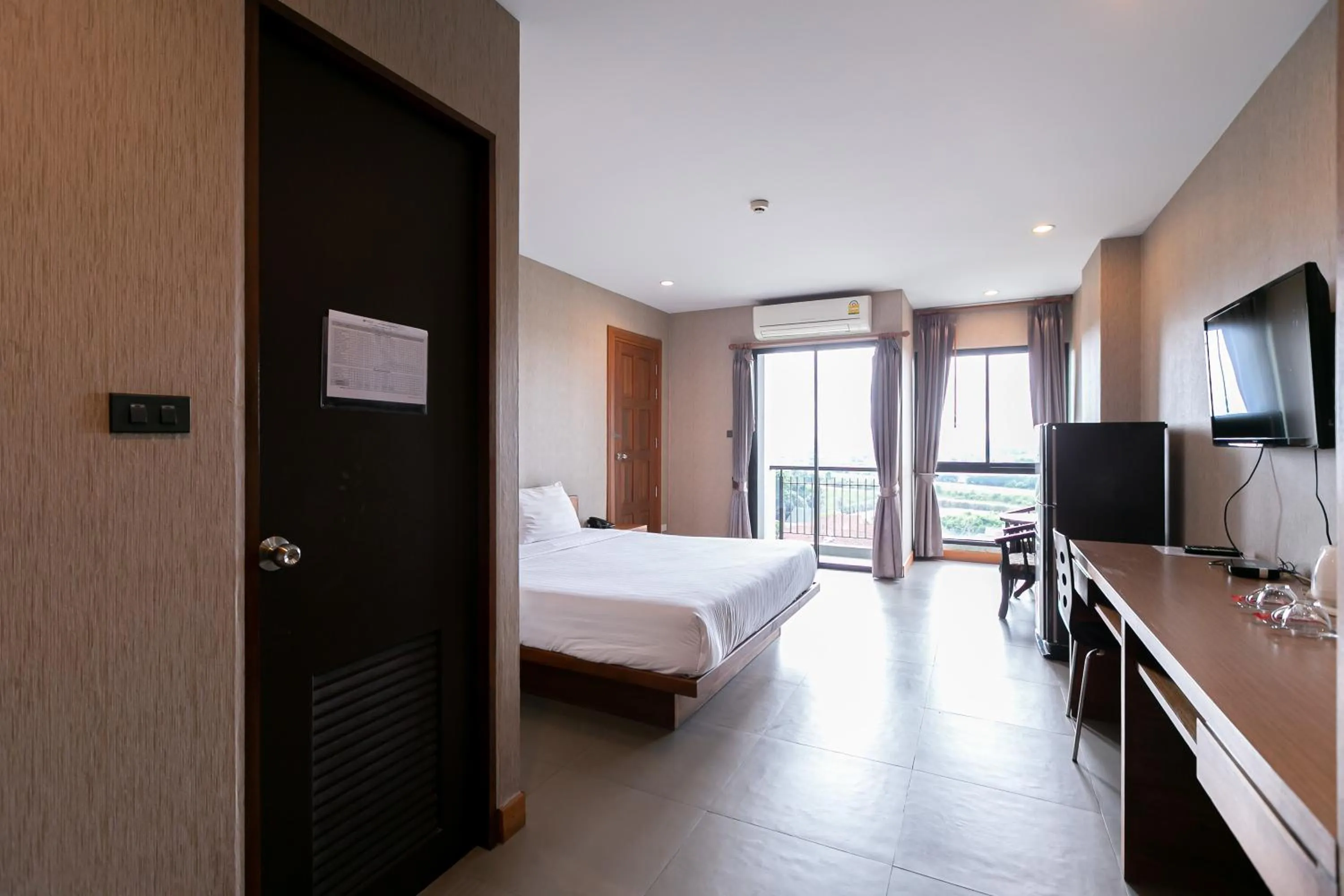 Bed in Farthai Residence