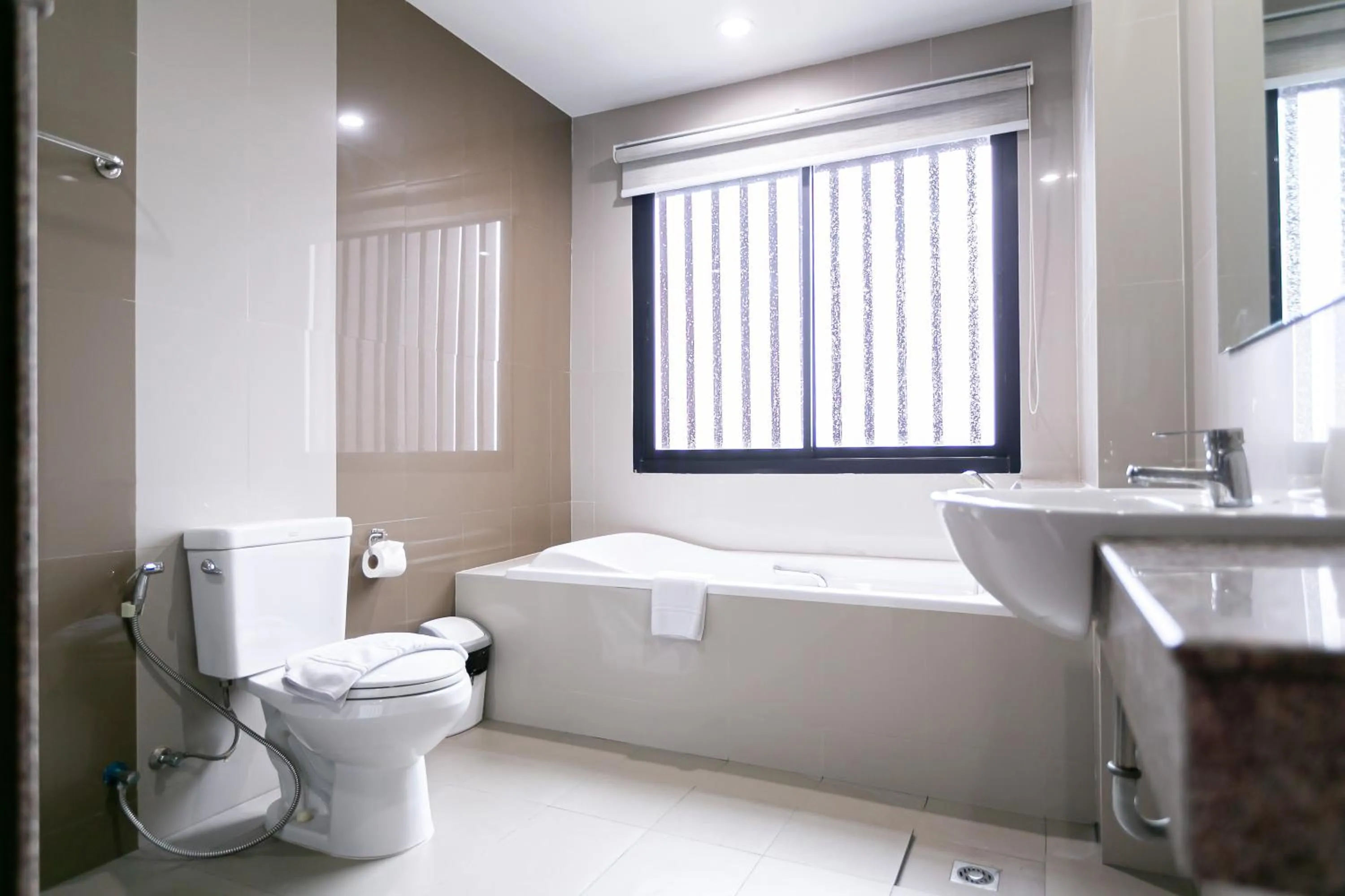 Bathroom in Farthai Residence