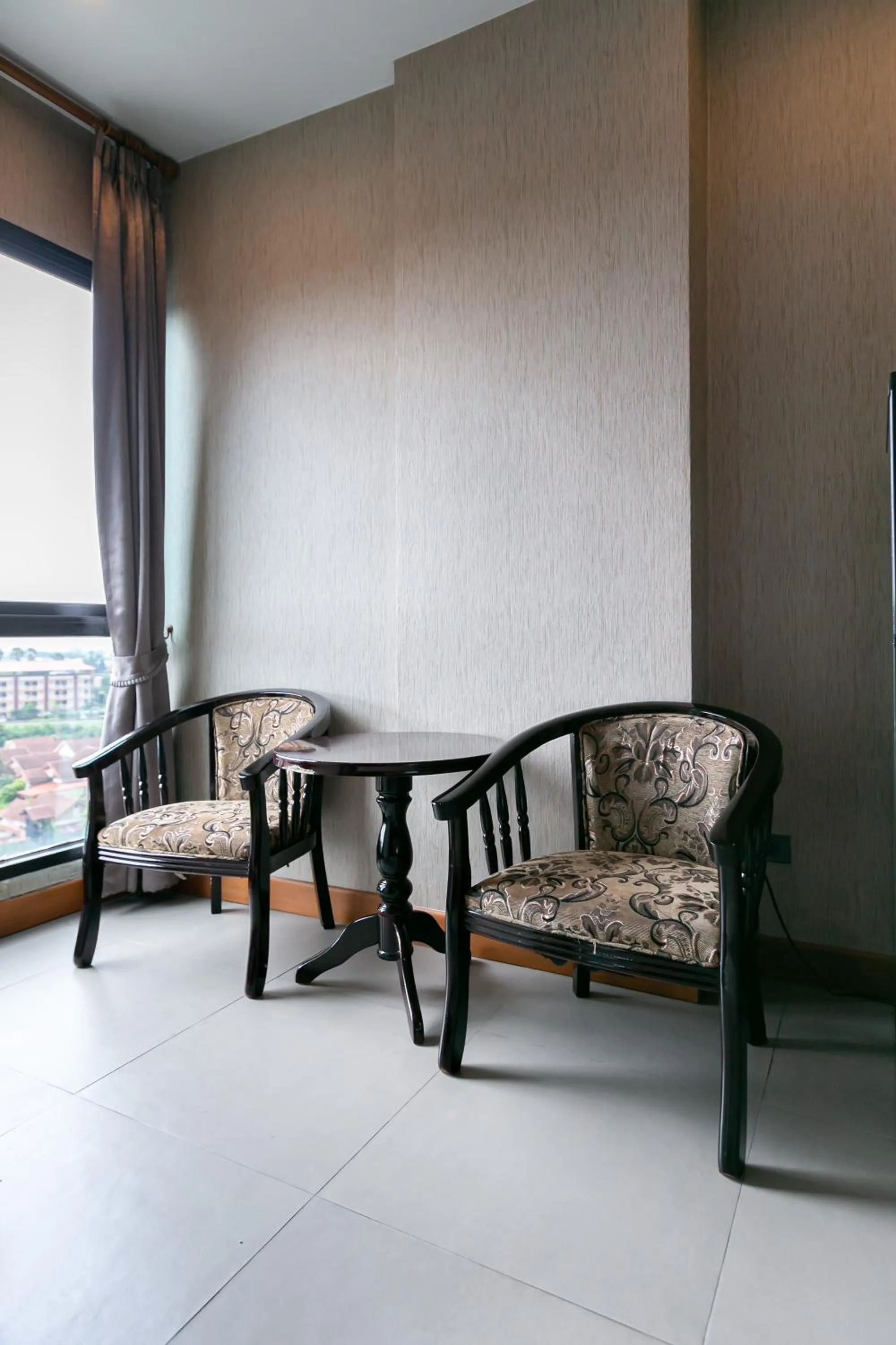 Living room in Farthai Residence