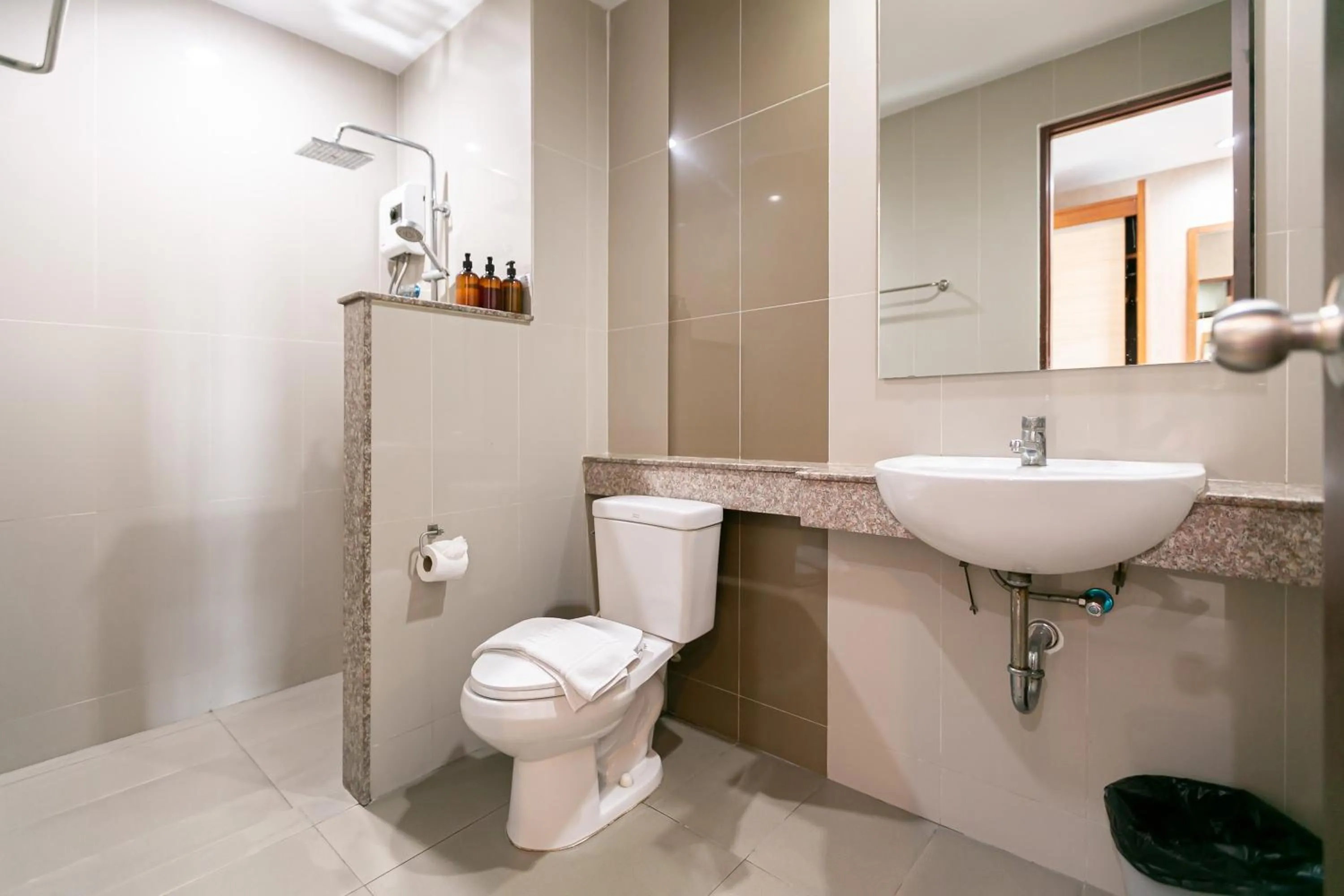 Bathroom in Farthai Residence