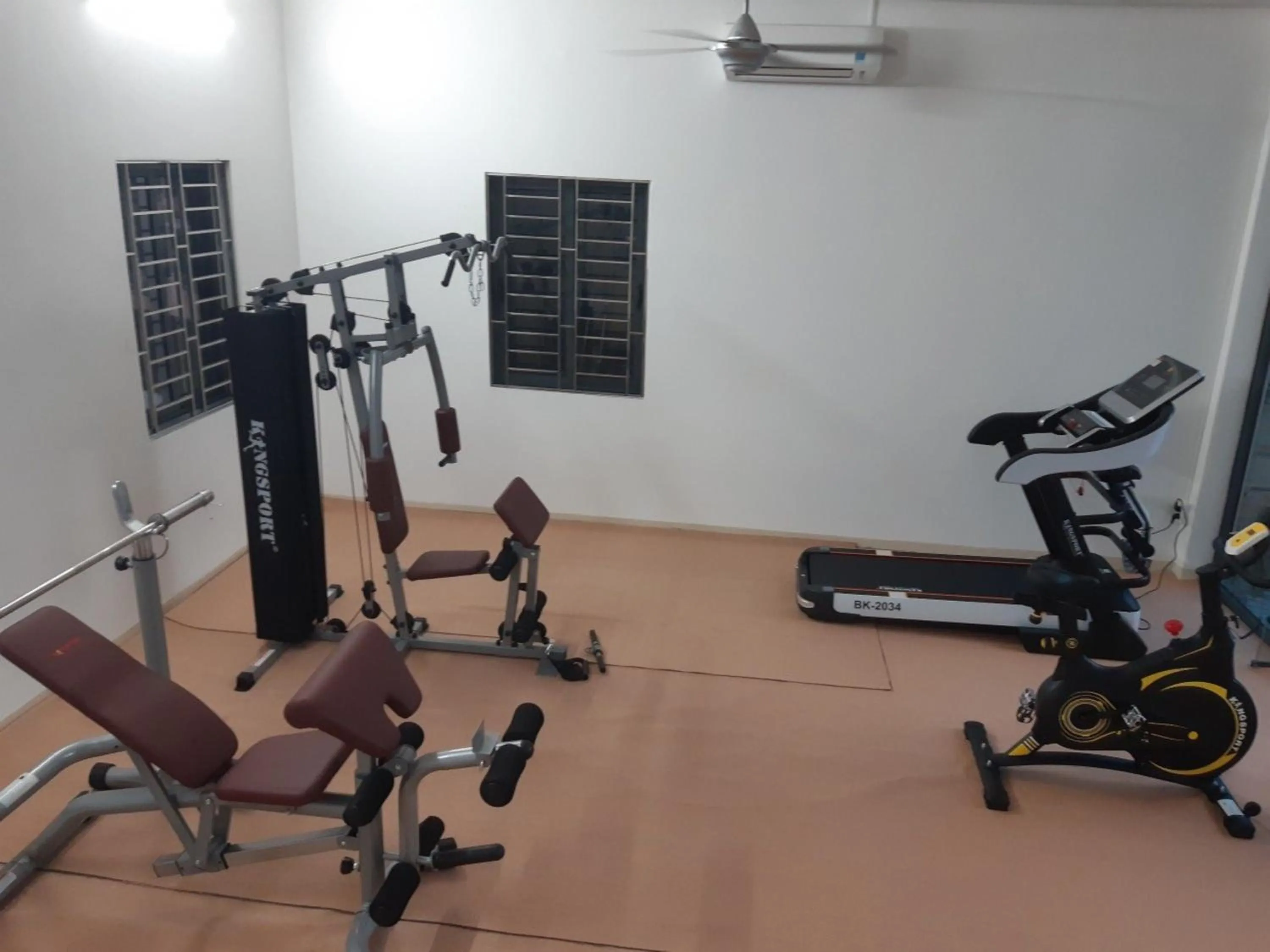 Fitness centre/facilities in Home Park Hotel