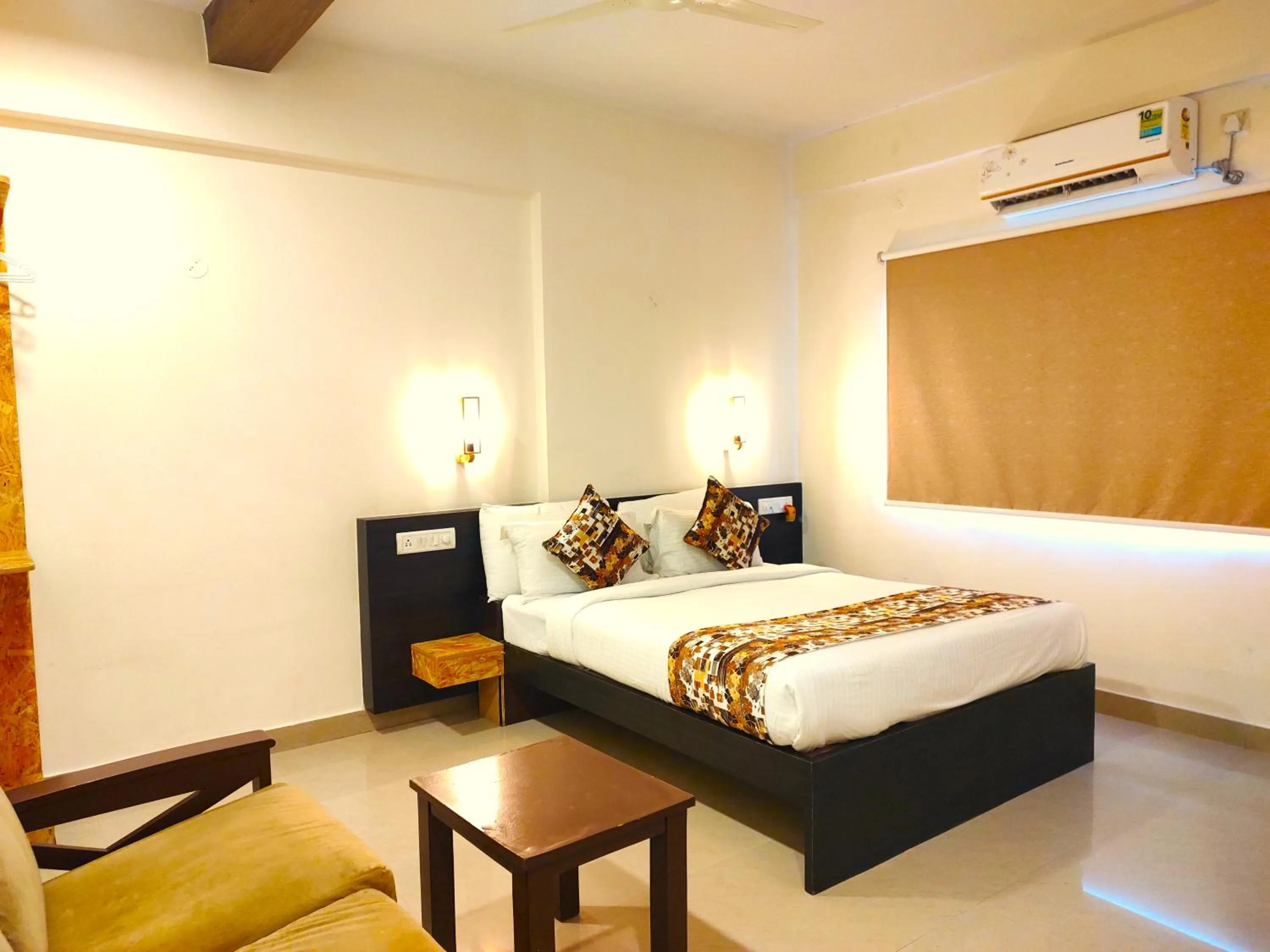 Athasri Hotel HSR Layout