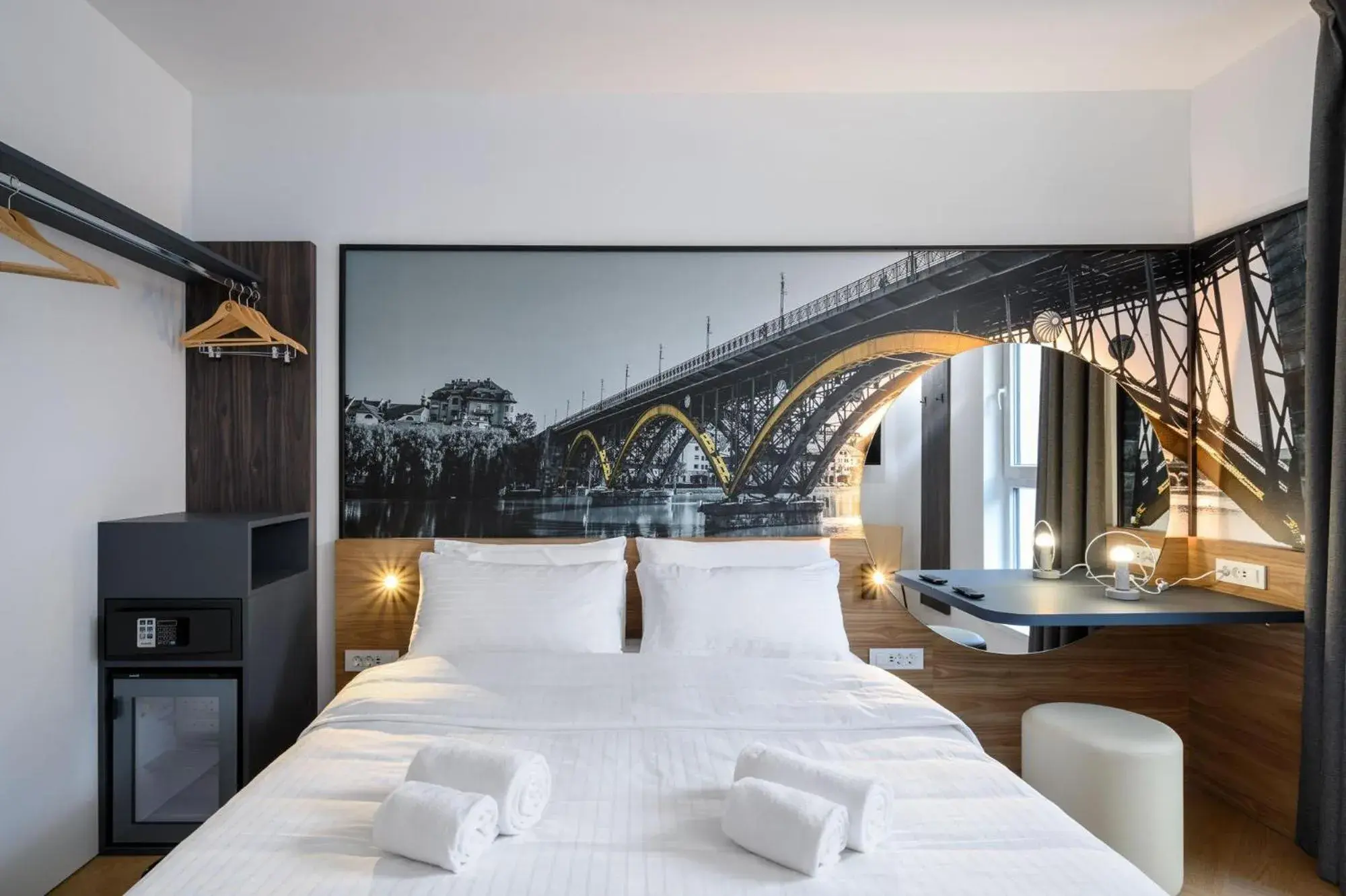 Superior Double Room in B&B Hotel Maribor Superior Double Room in B&B Hotel Maribor