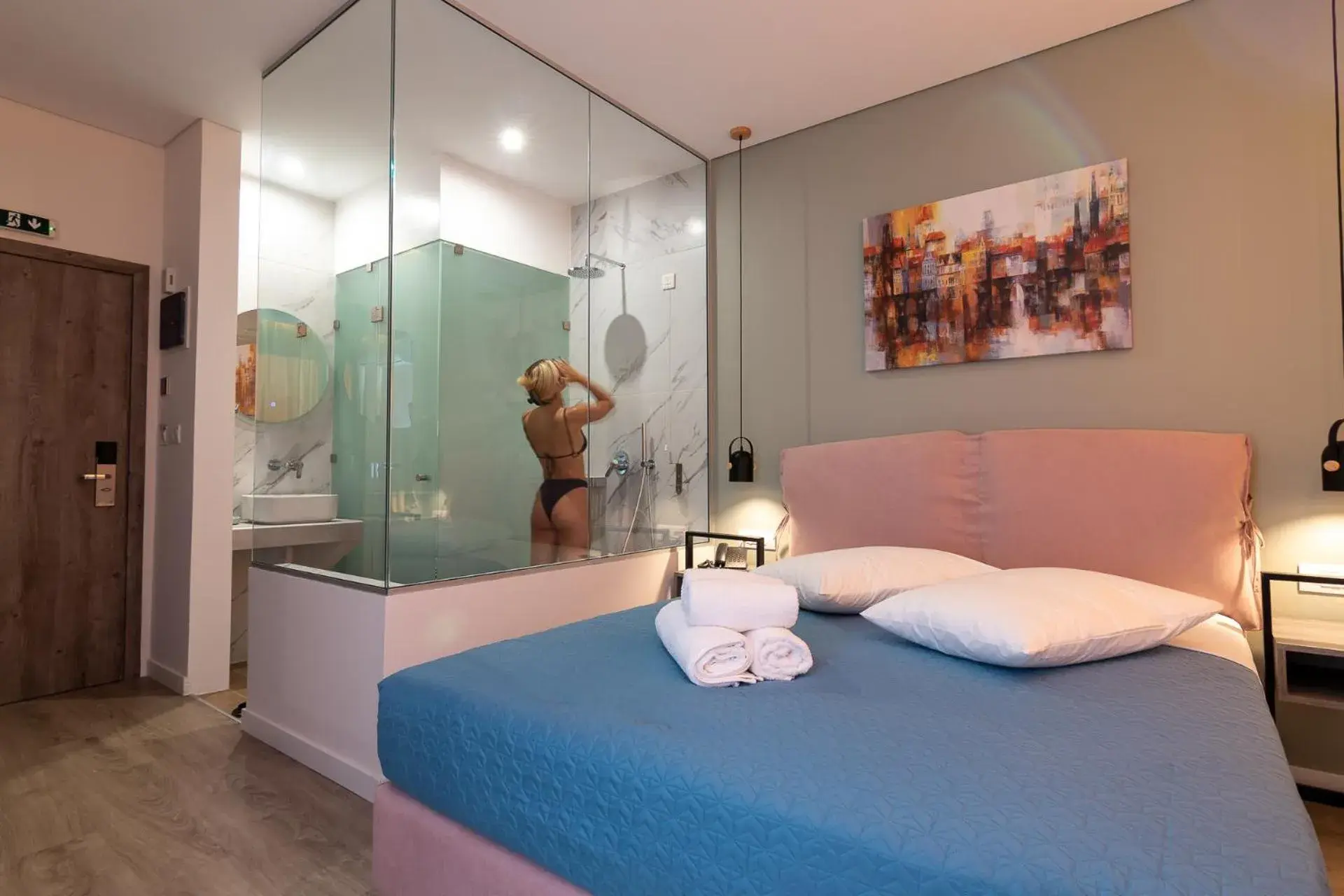 Deluxe Room in Dunlin Hotel Deluxe Room in Dunlin Hotel