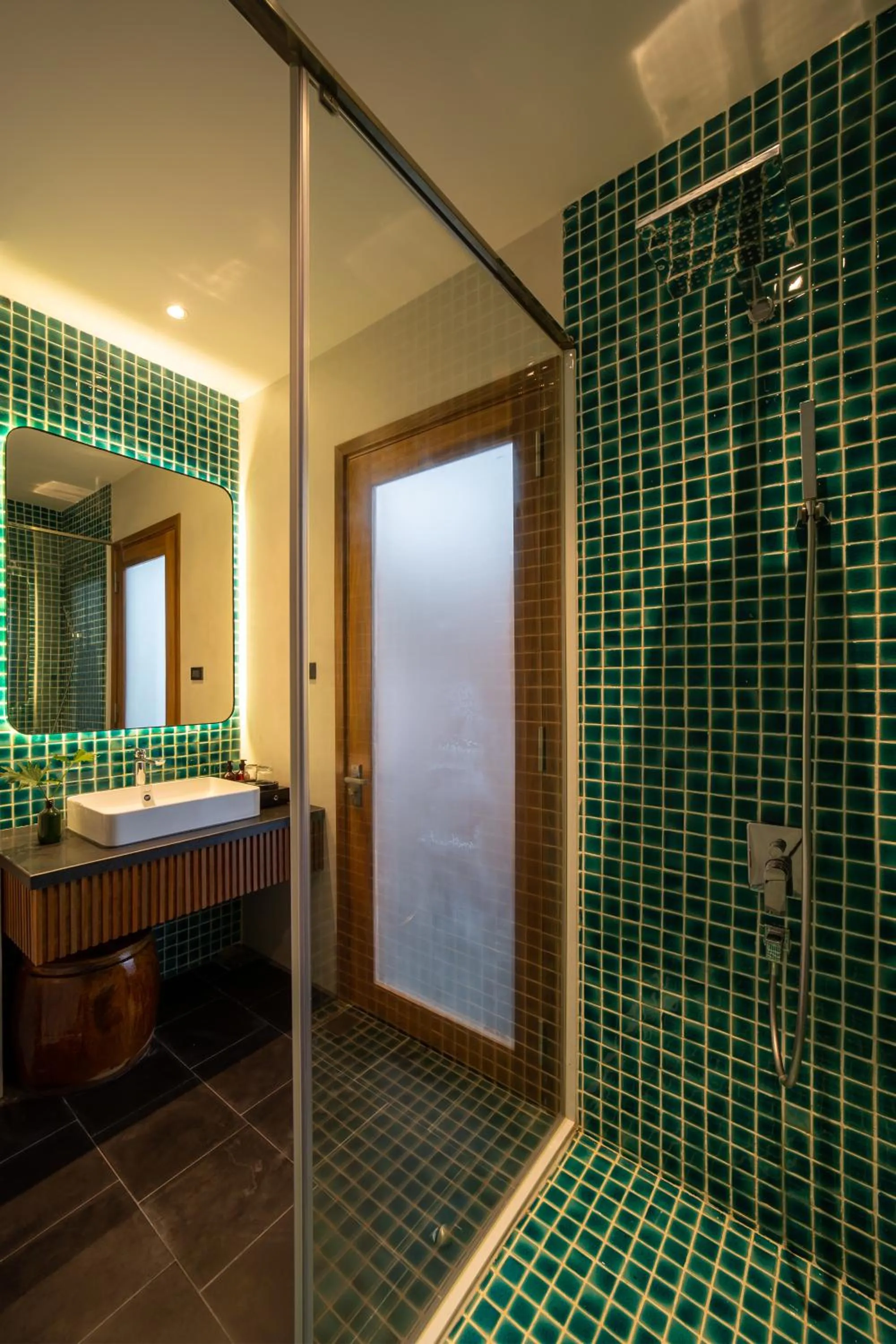 Toilet in Le Mint Hotel Quy Nhơn