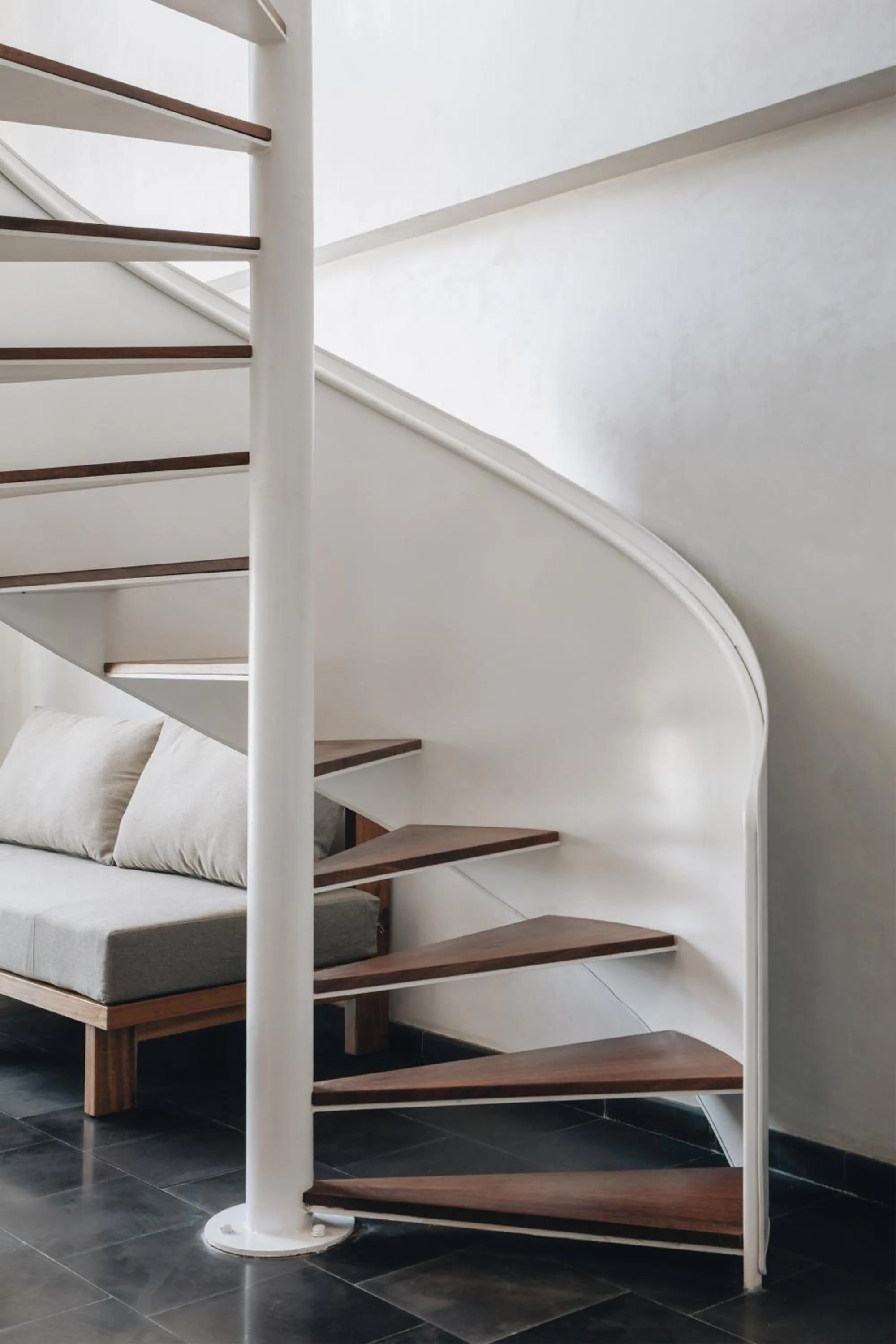 Living room, Bed in Le Mint Hotel Quy Nhơn