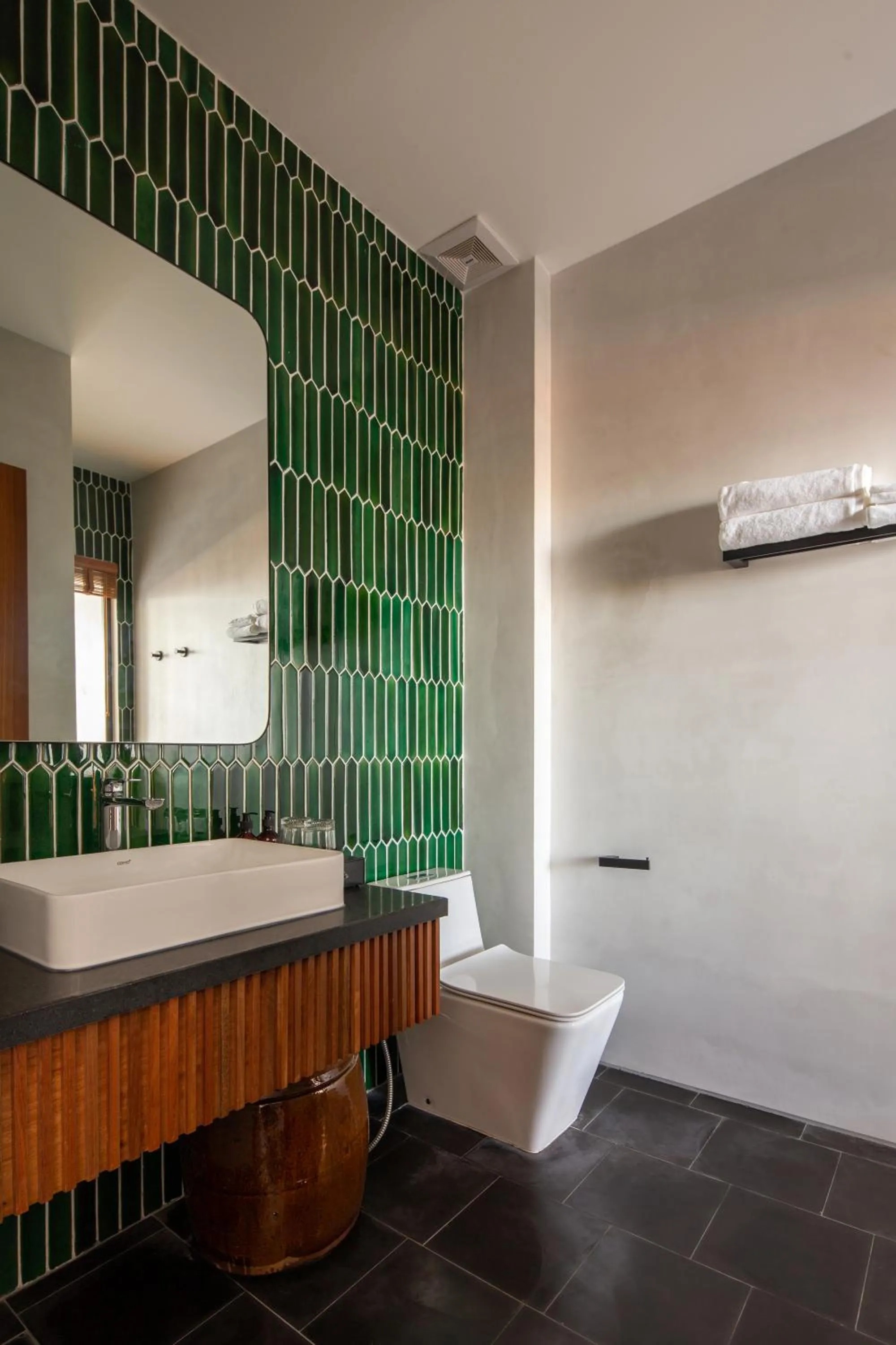 Bathroom in Le Mint Hotel Quy Nhơn