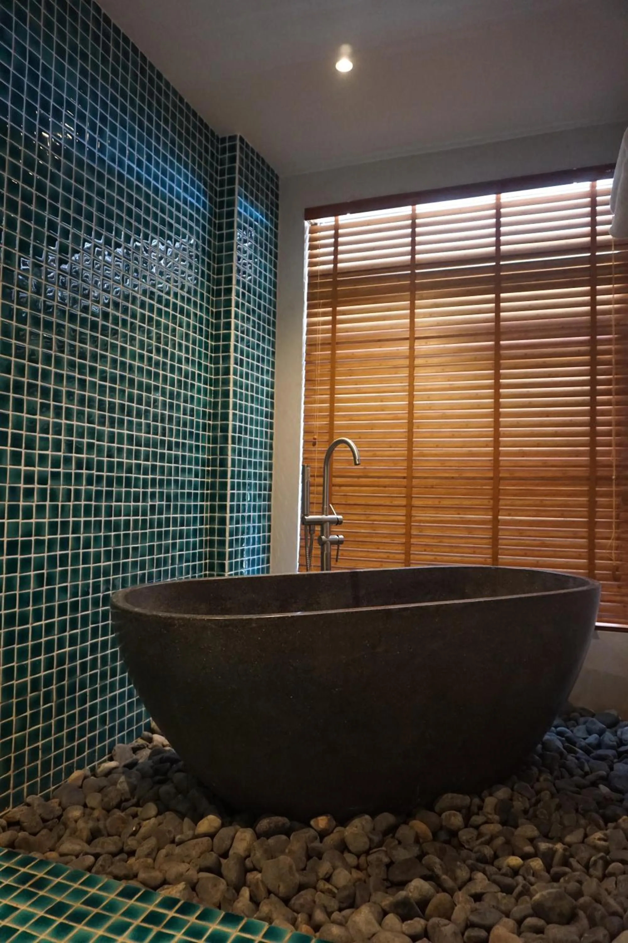 Shower in Le Mint Hotel Quy Nhơn