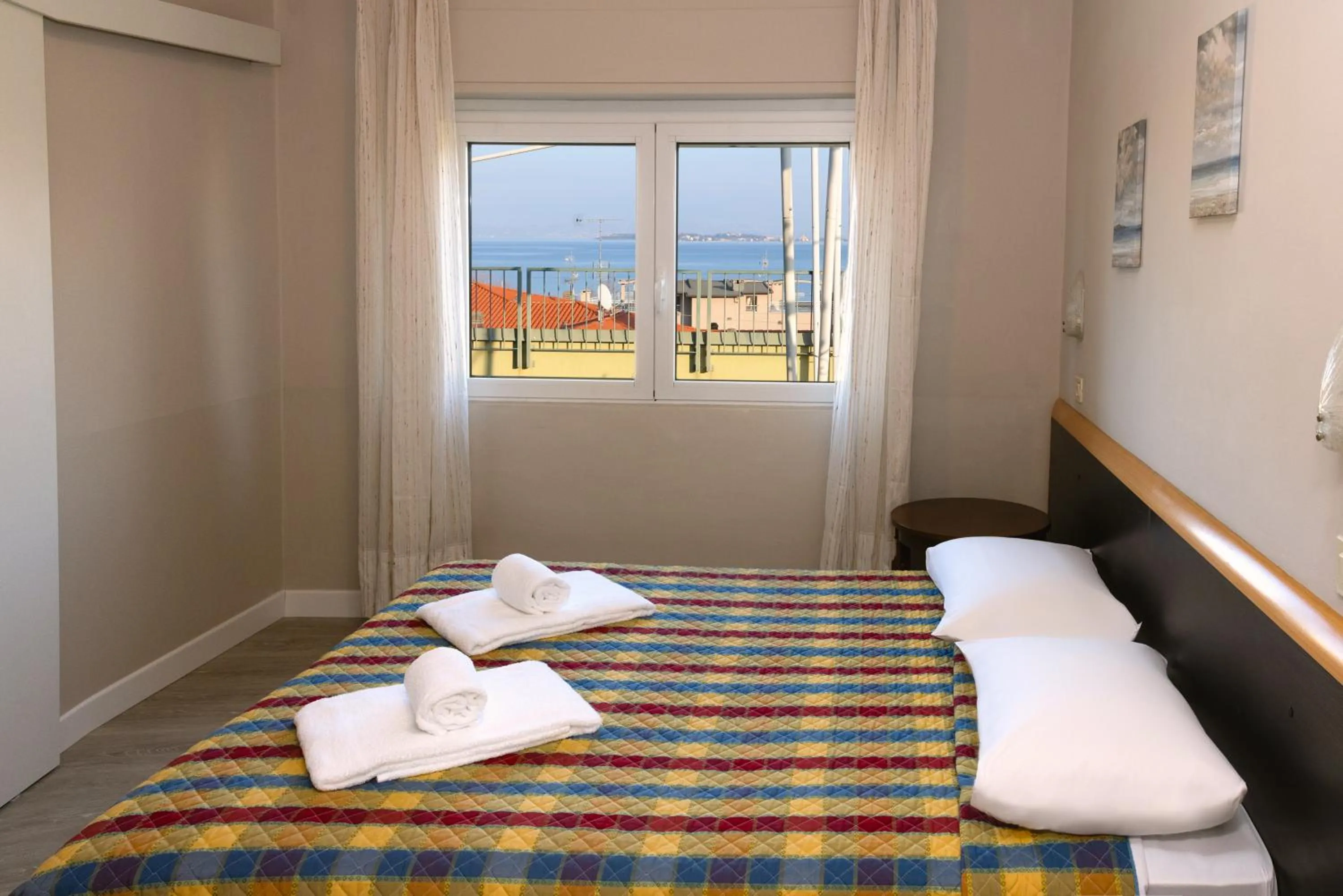 Bed in Hotel Astoria