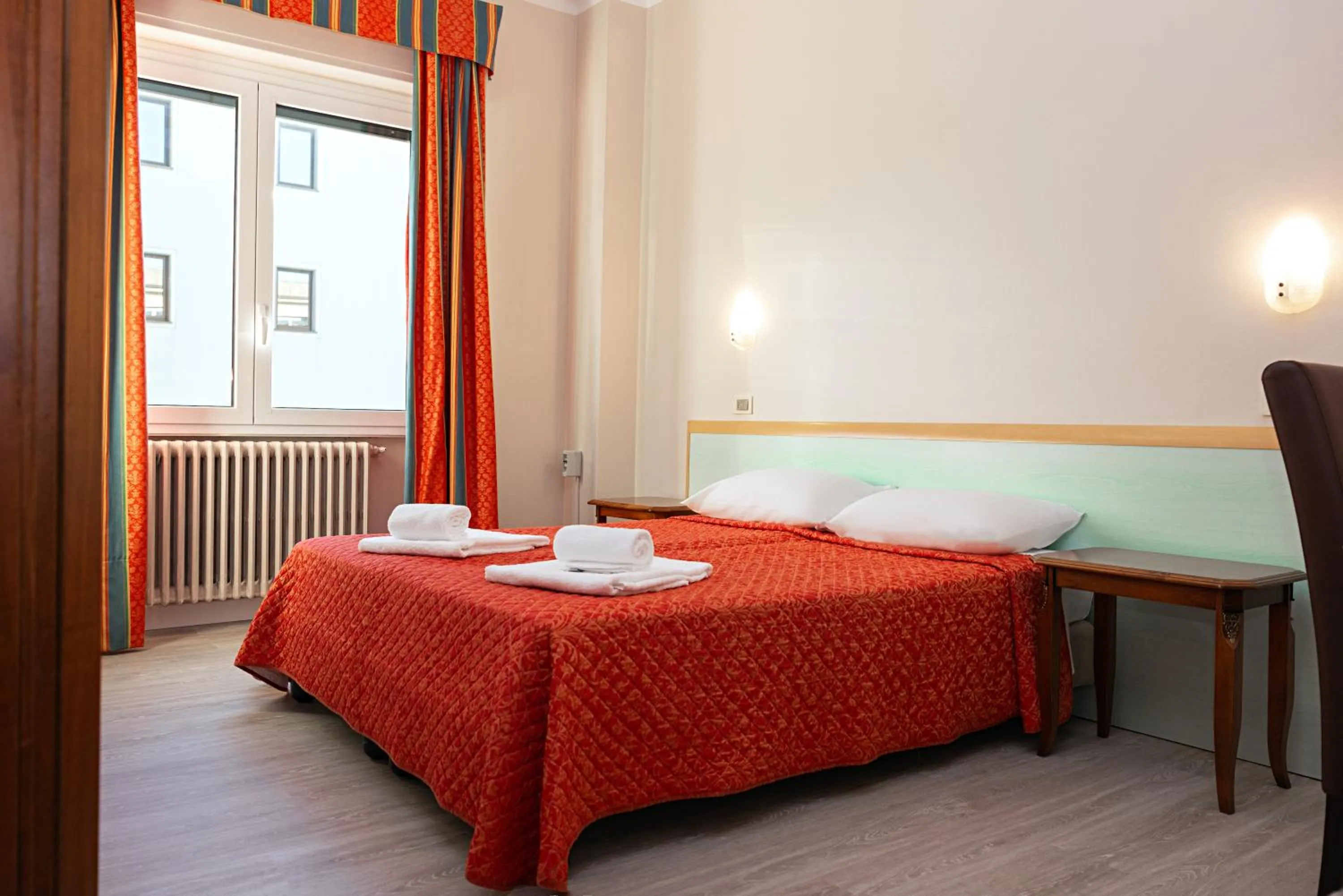 Bed in Hotel Astoria