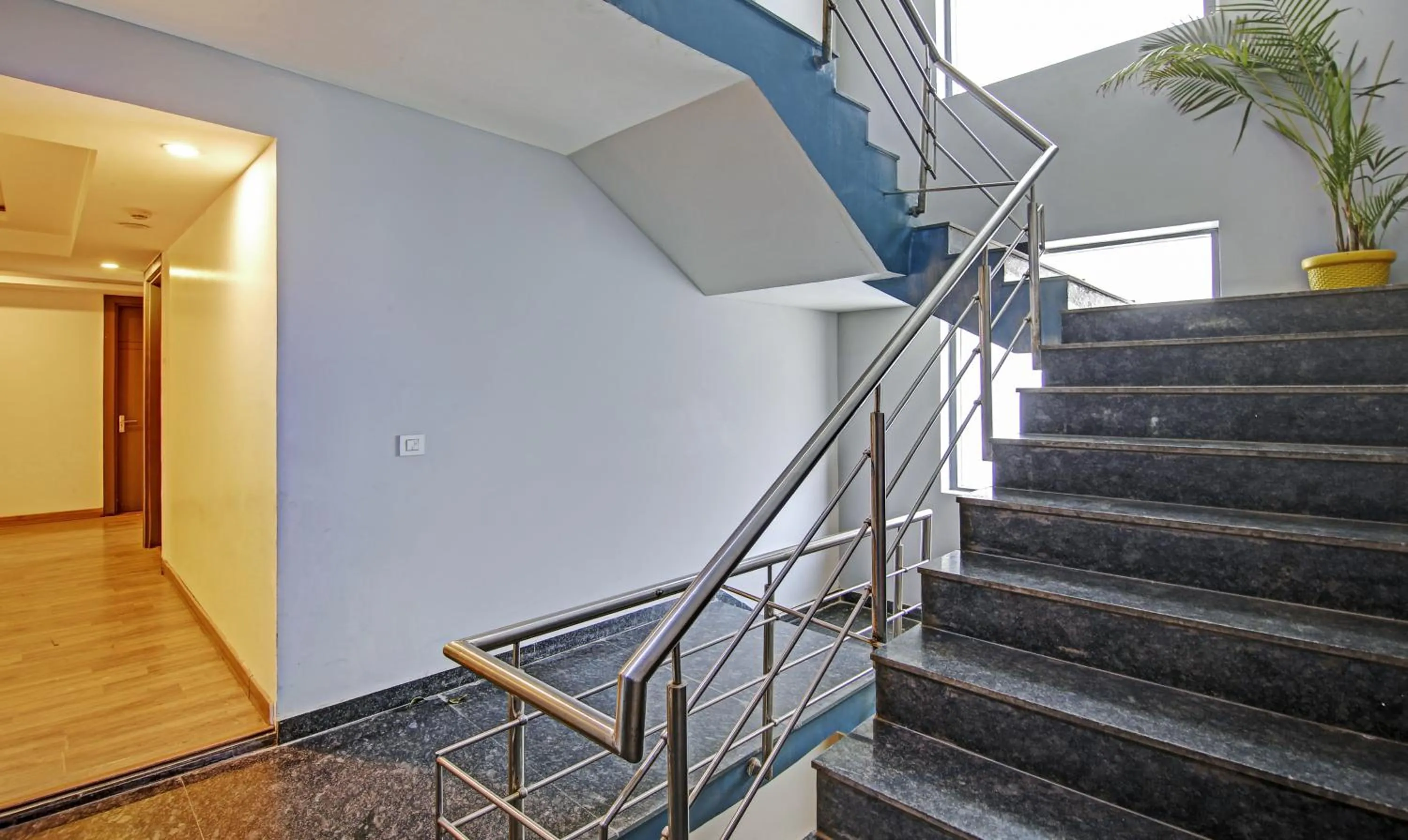 Lobby or reception in Treebo Ahinsa Residency Sohna Road