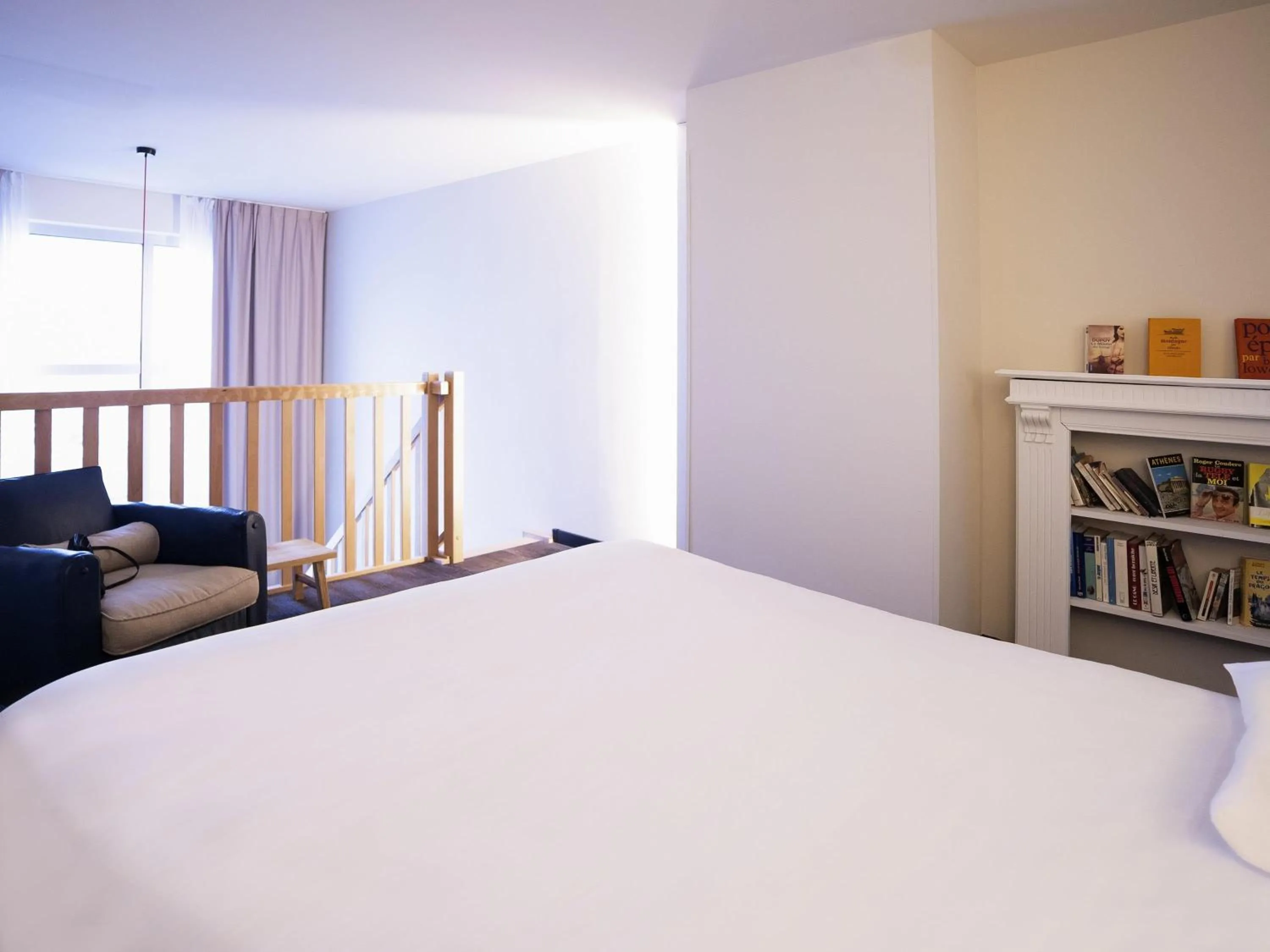 Bedroom, Bed in ibis Styles Saint Nazaire Centre Gare