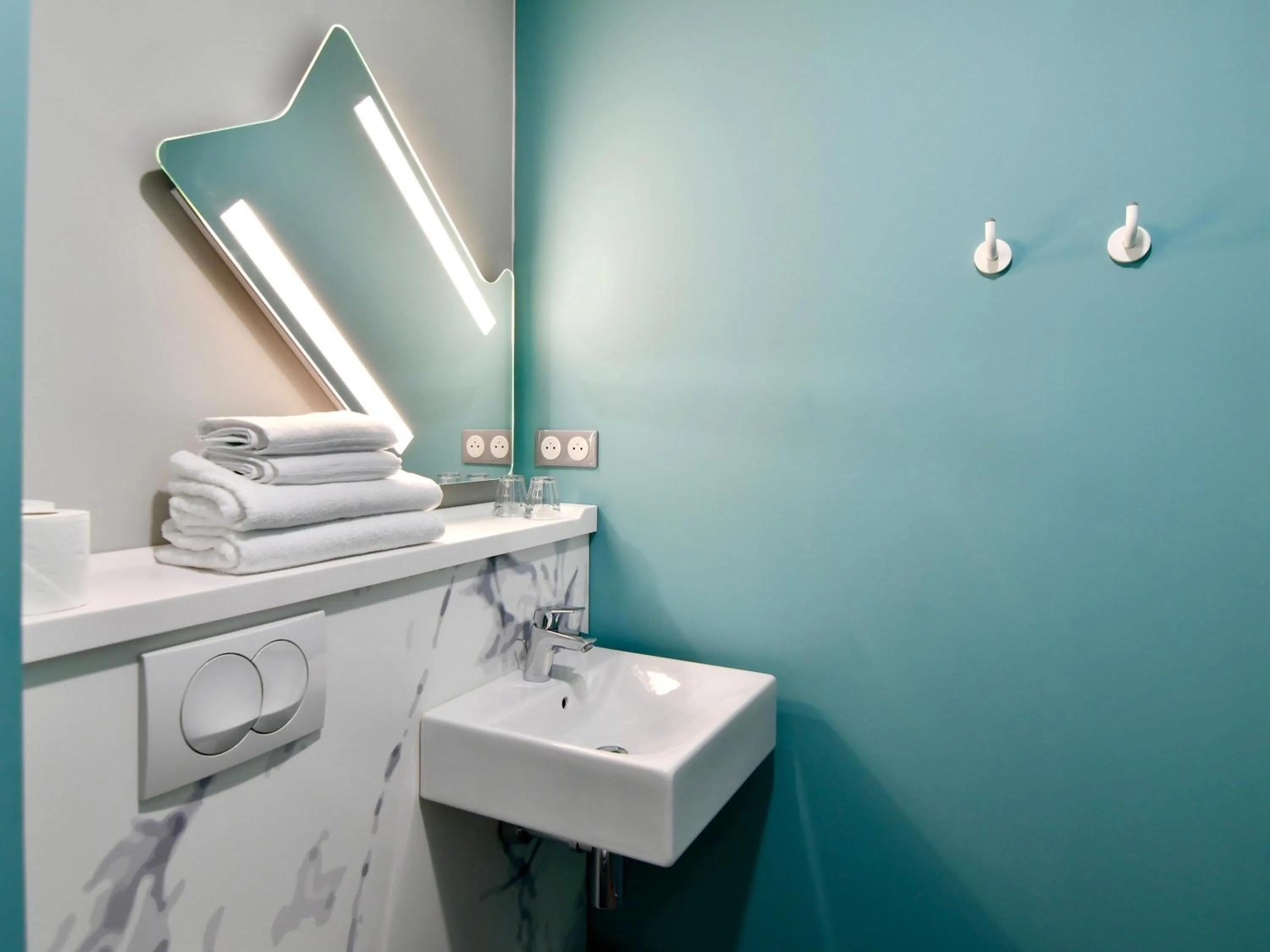 Bedroom in ibis budget Saint Nazaire Centre Gare