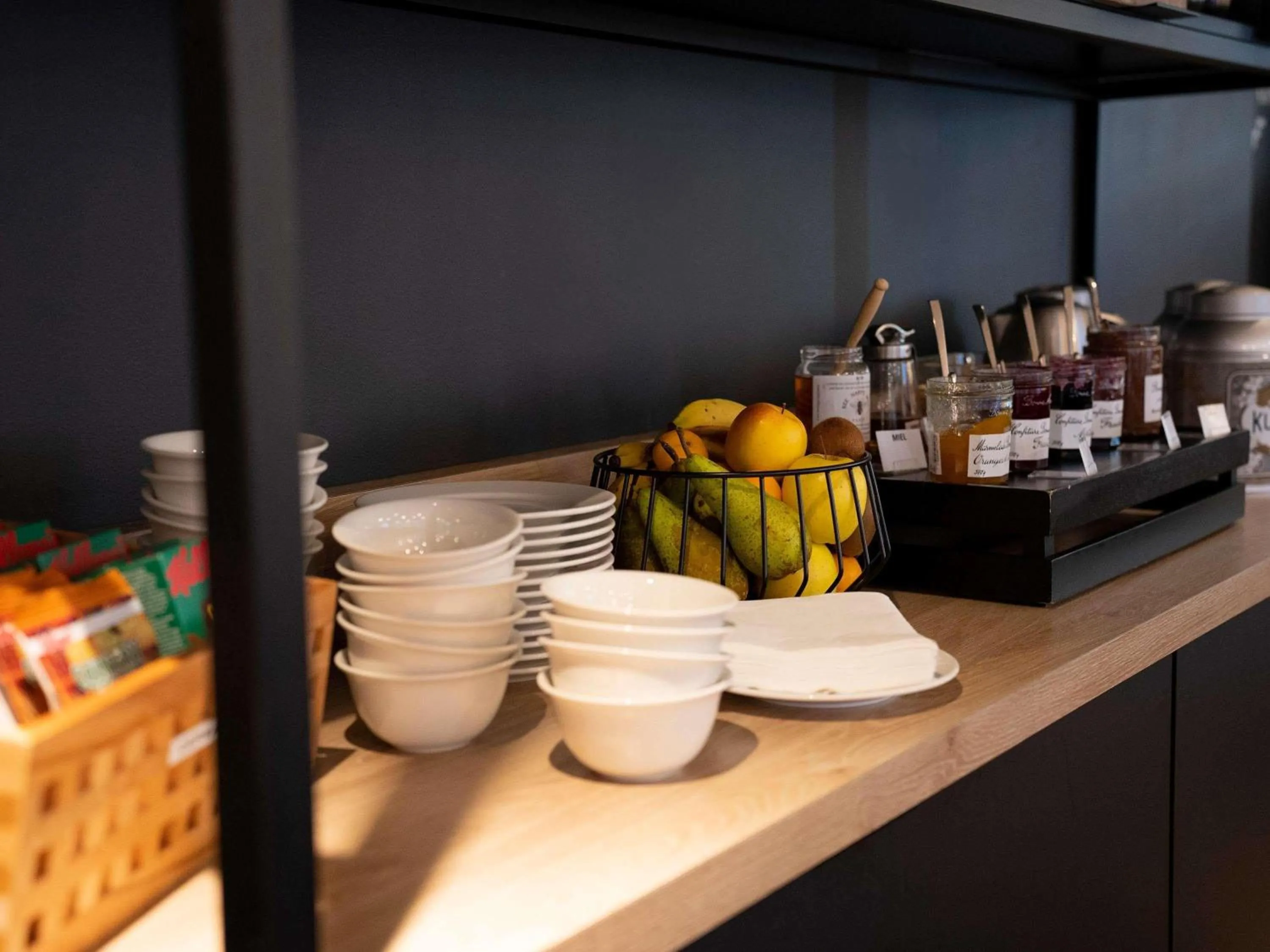 Breakfast in ibis budget Saint Nazaire Centre Gare