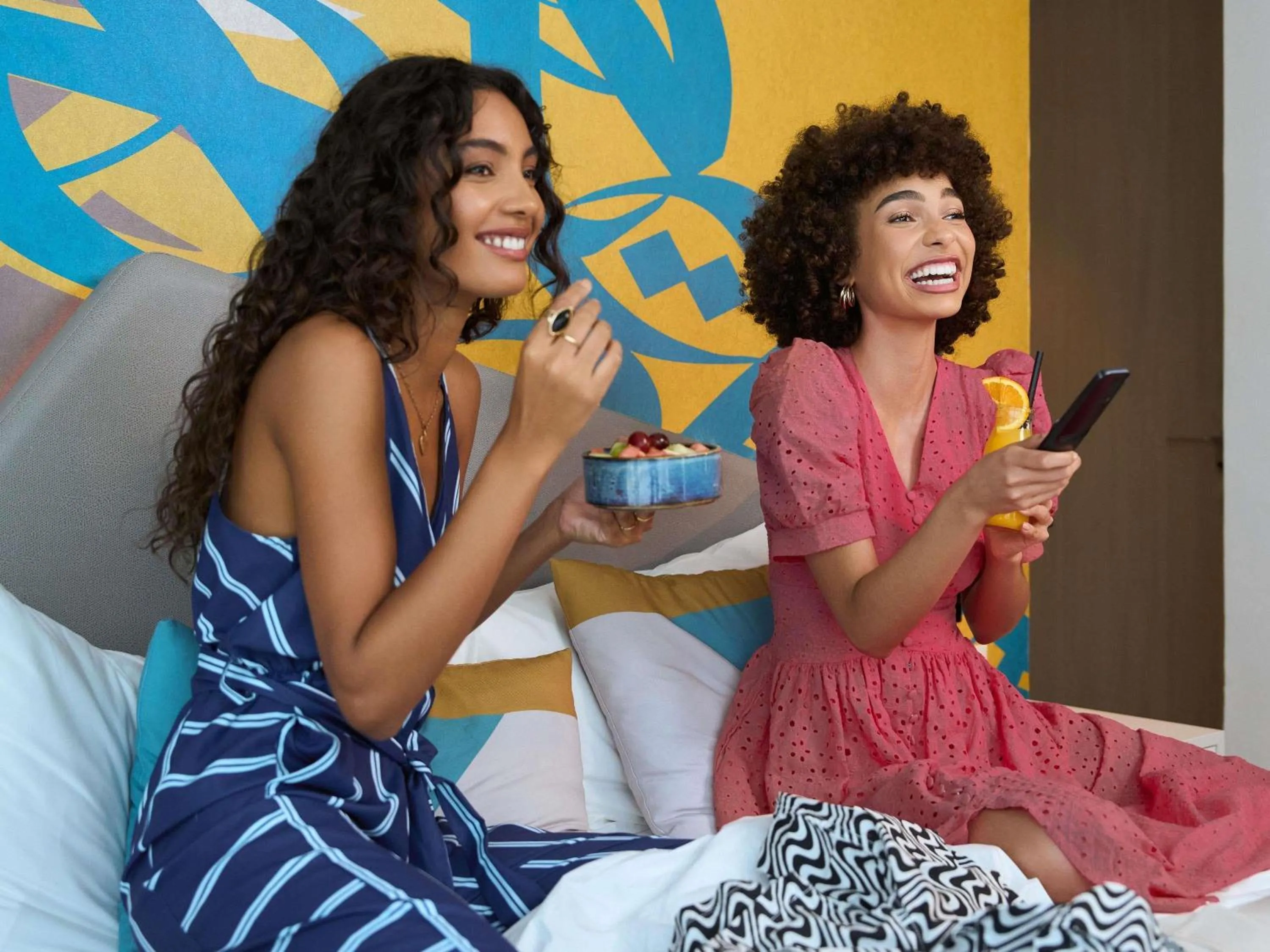 Bedroom in ibis Styles Dubai Deira