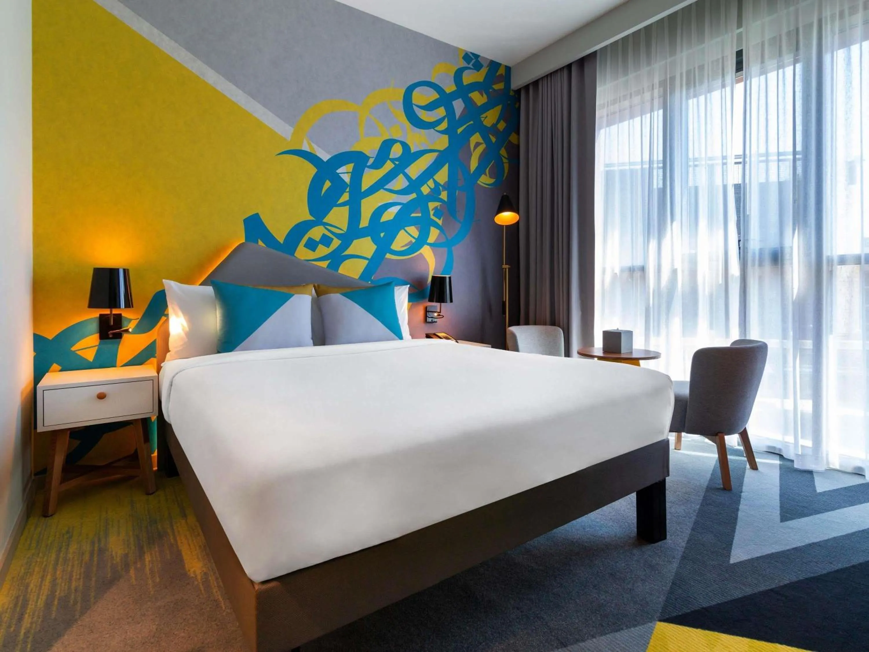 Bedroom, Bed in ibis Styles Dubai Deira