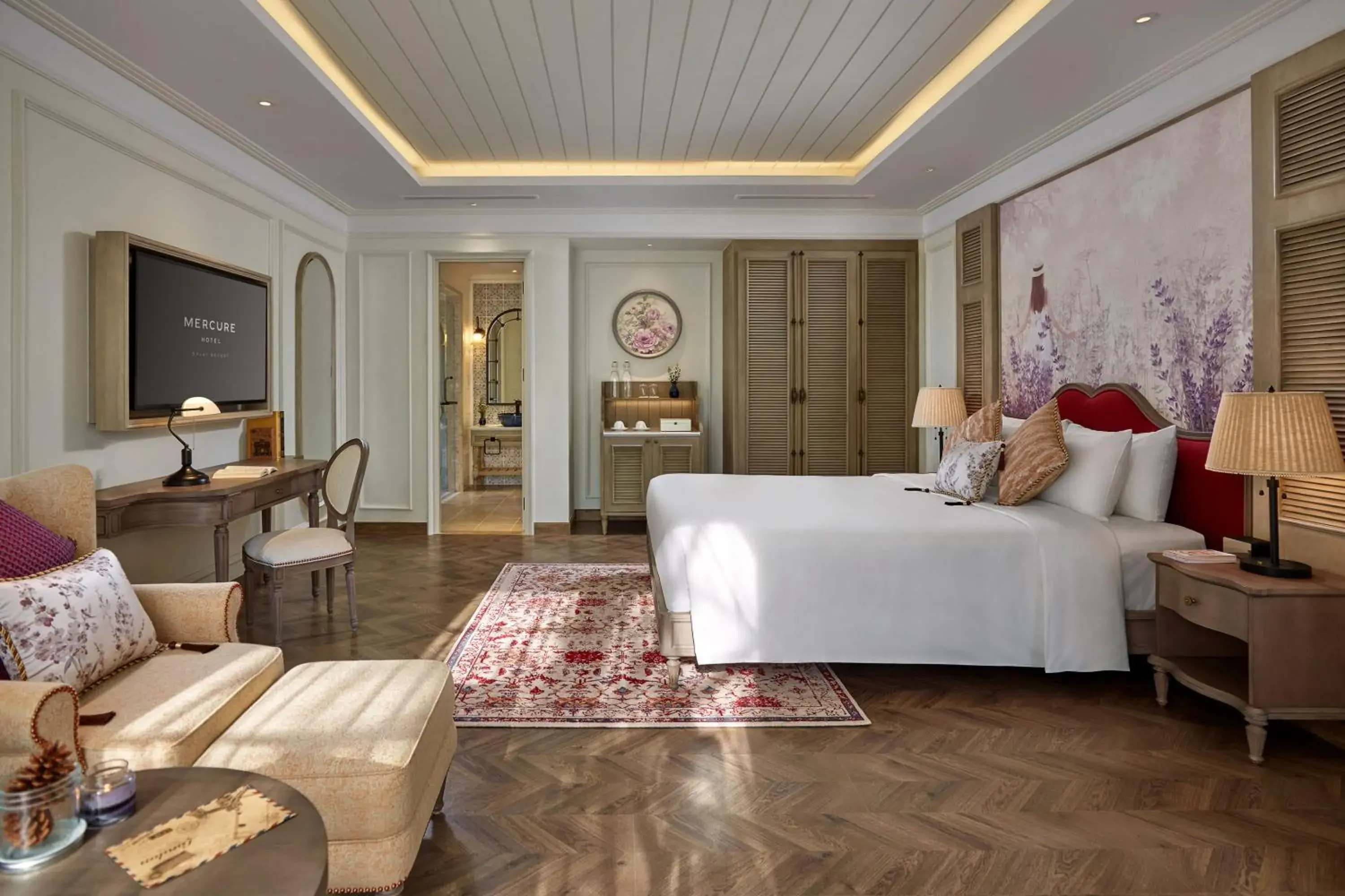 Deluxe King Room in Mercure Dalat Resort Deluxe King Room in Mercure Dalat Resort