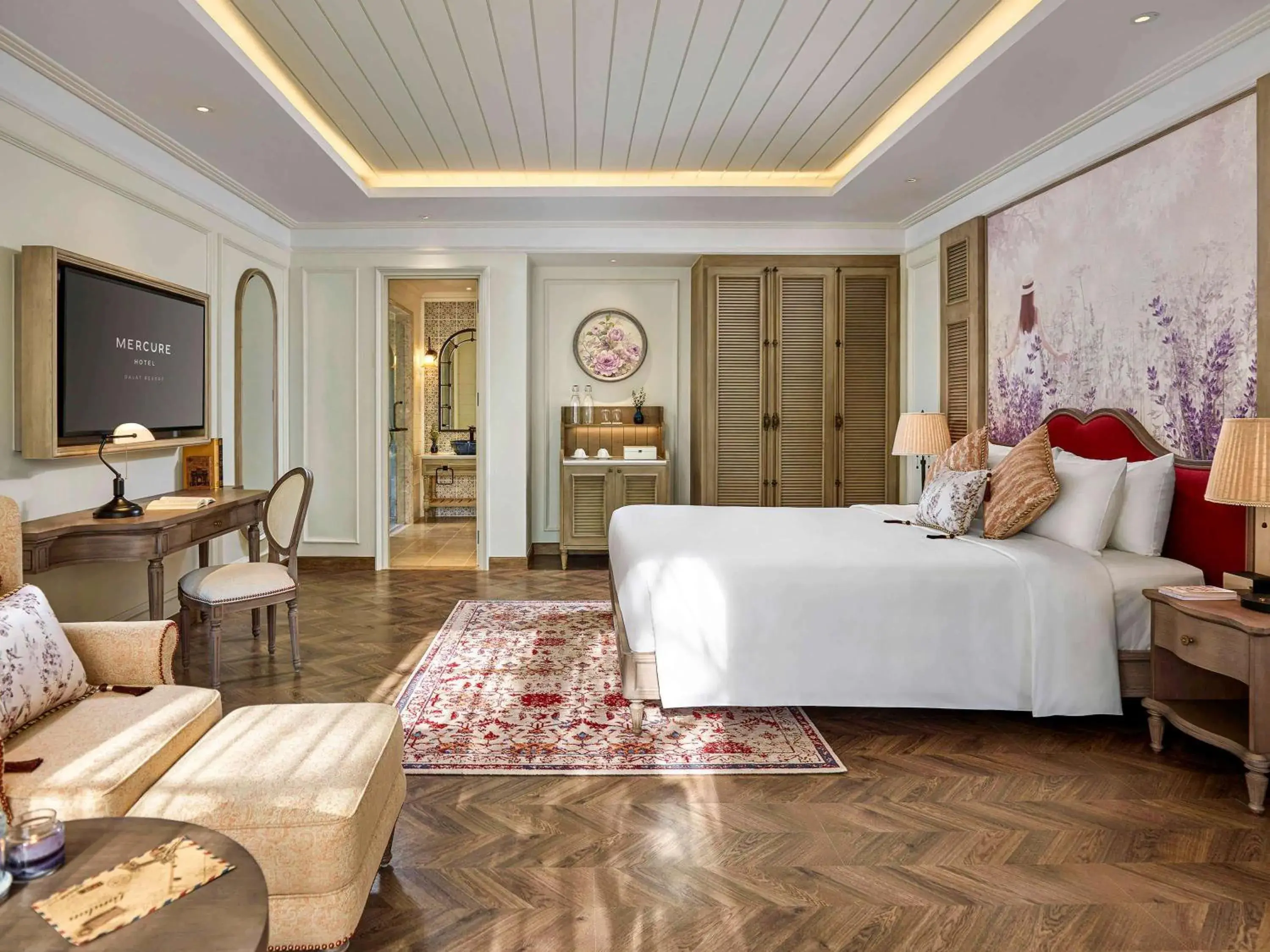 Deluxe Holywood Room in Mercure Dalat Resort Deluxe Holywood Room in Mercure Dalat Resort