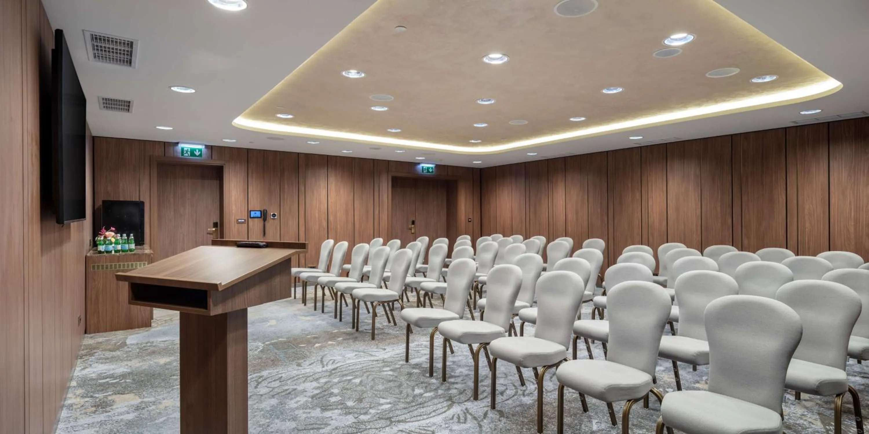 Meeting/conference room in Doubletree By Hilton Plovdiv Center