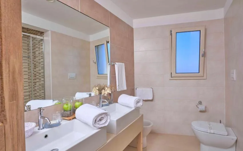 Bathroom in Dolce Vita Boutique Hotel