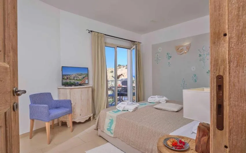 Photo of the whole room, Bed in Dolce Vita Boutique Hotel