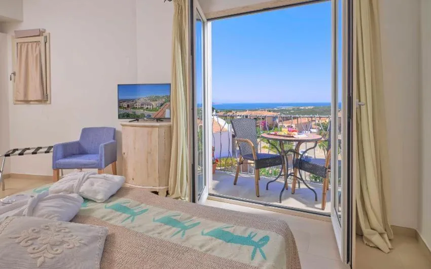 Bedroom, Bed in Dolce Vita Boutique Hotel