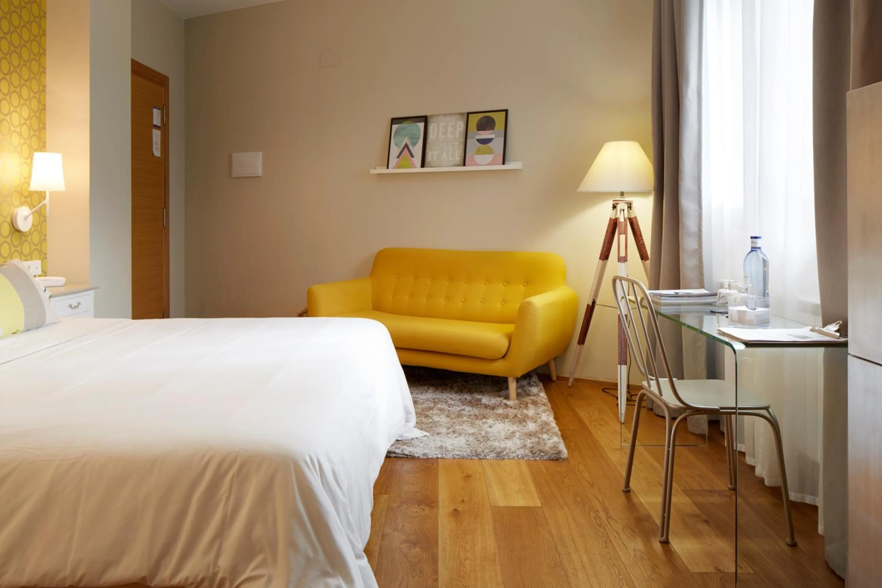 Photo of the whole room, Bed in Hotel San Prudentzio