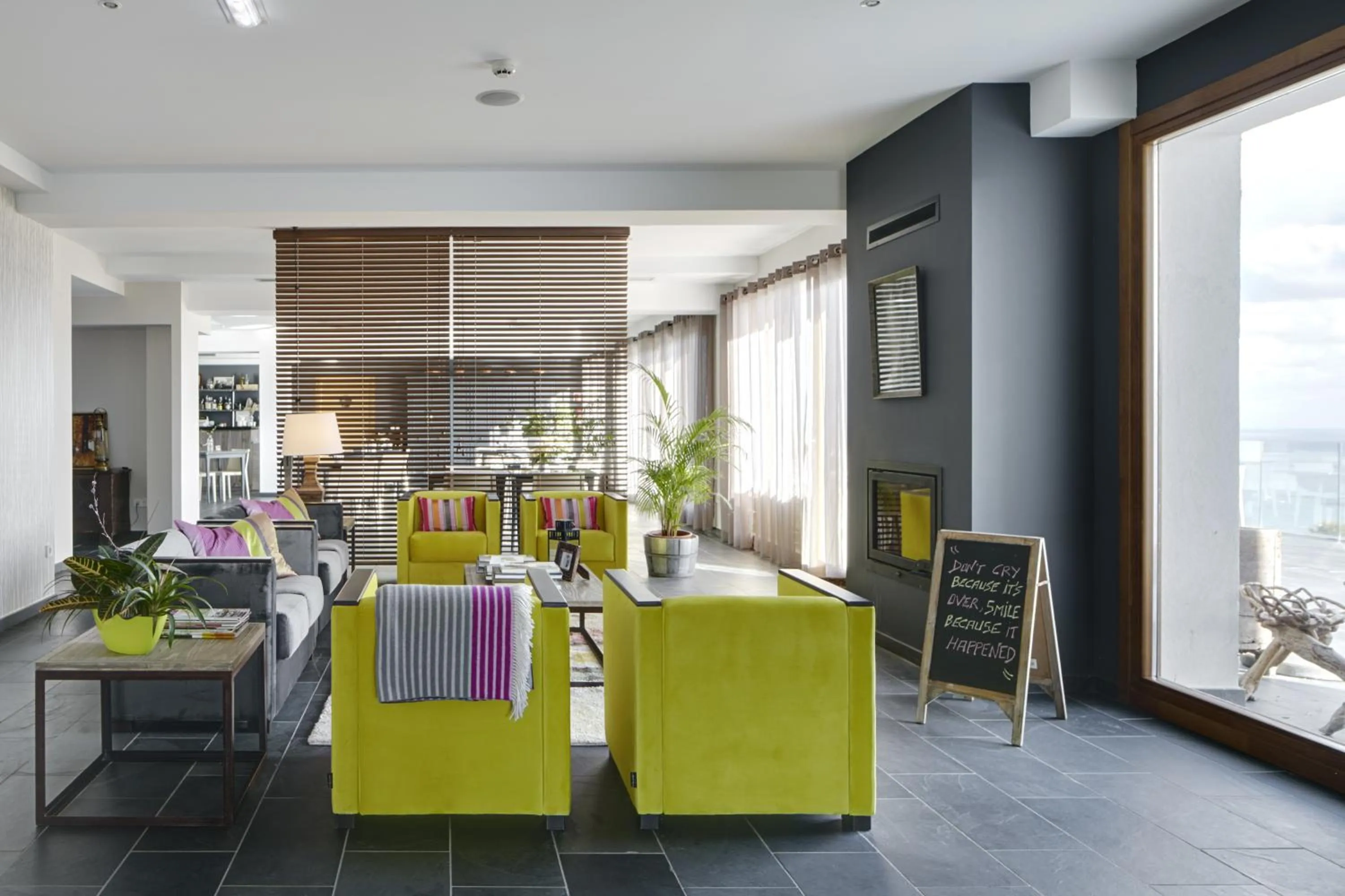 Communal lounge/ TV room in Hotel San Prudentzio