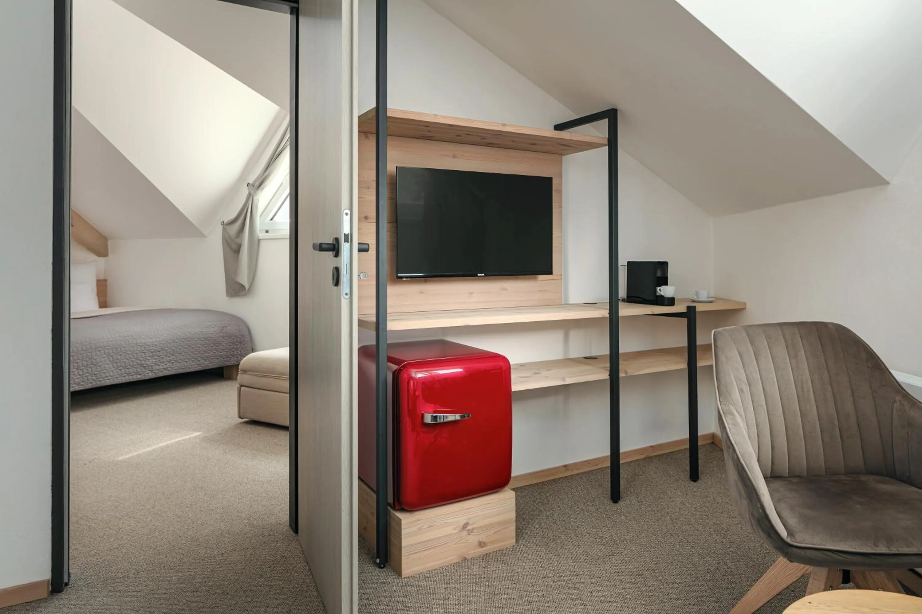 TV and multimedia, Bed in Ski & Spa hotel BELLEVUE