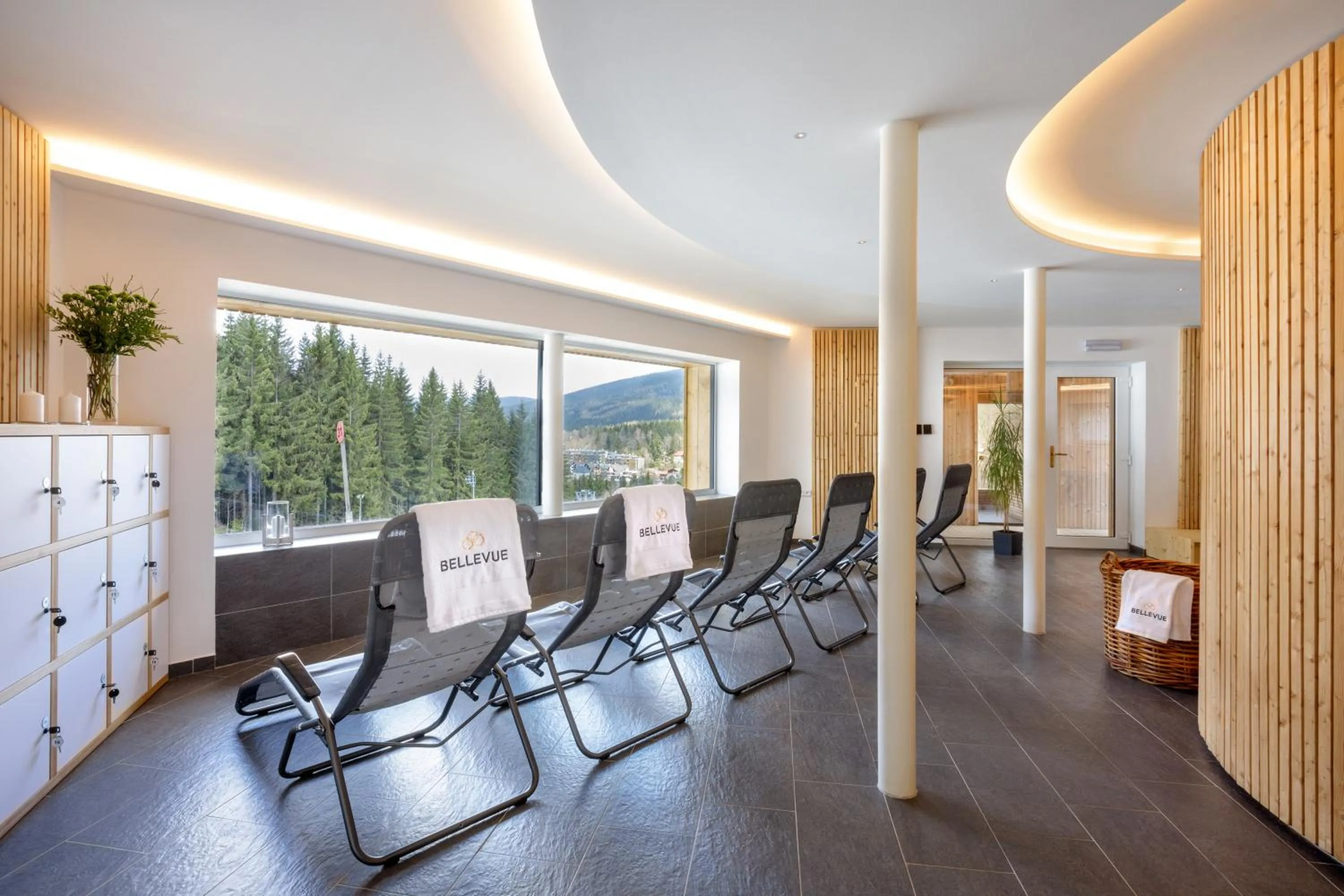Spa and wellness centre/facilities in Ski & Spa hotel BELLEVUE