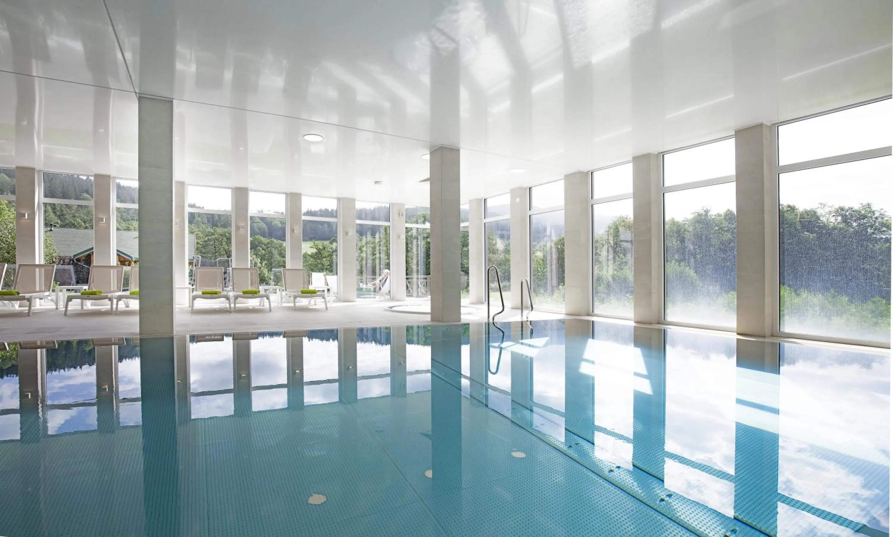 Hot Spring Bath in Holimo Hotel