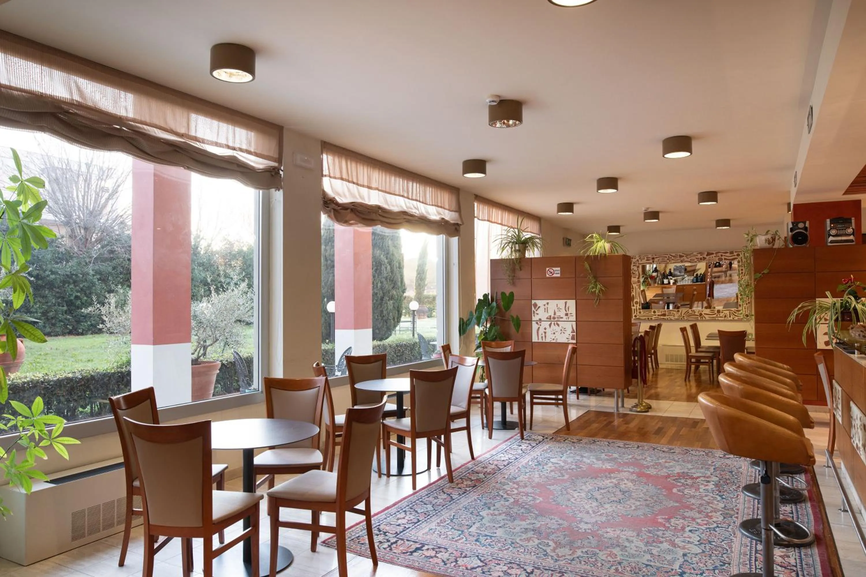 Restaurant/places to eat in Charme Hotel