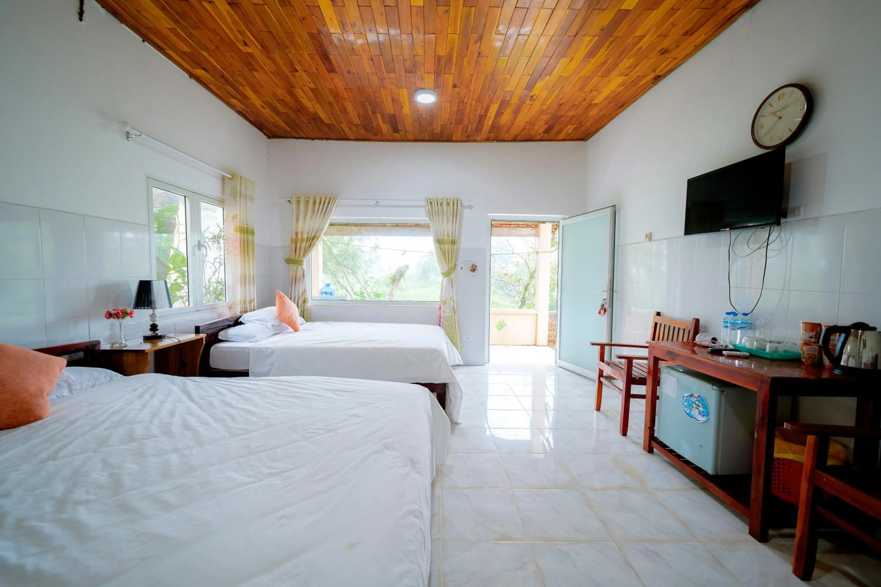 Bed in Thai Tan Tien Hotel