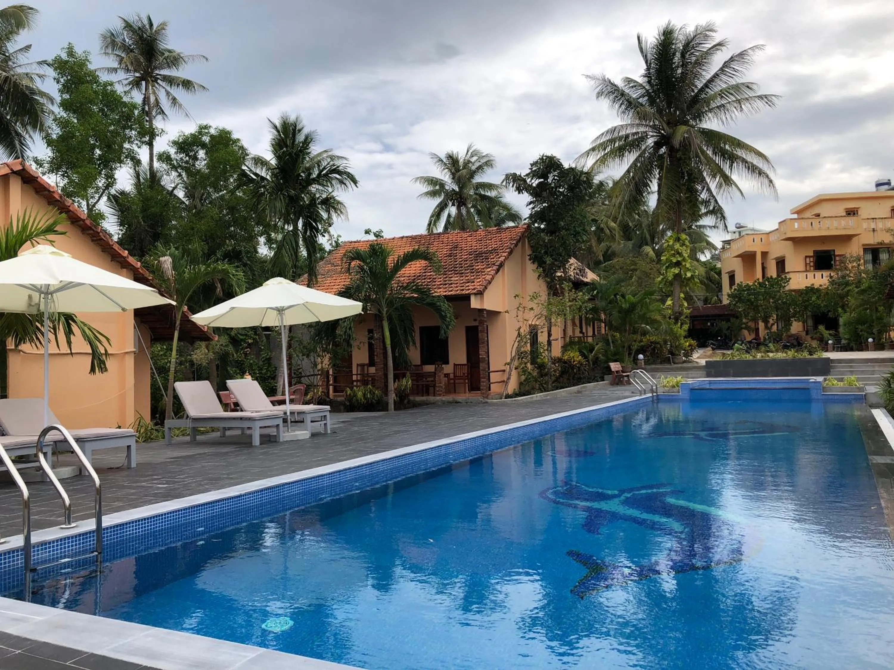 Garden in Thai Tan Tien Hotel