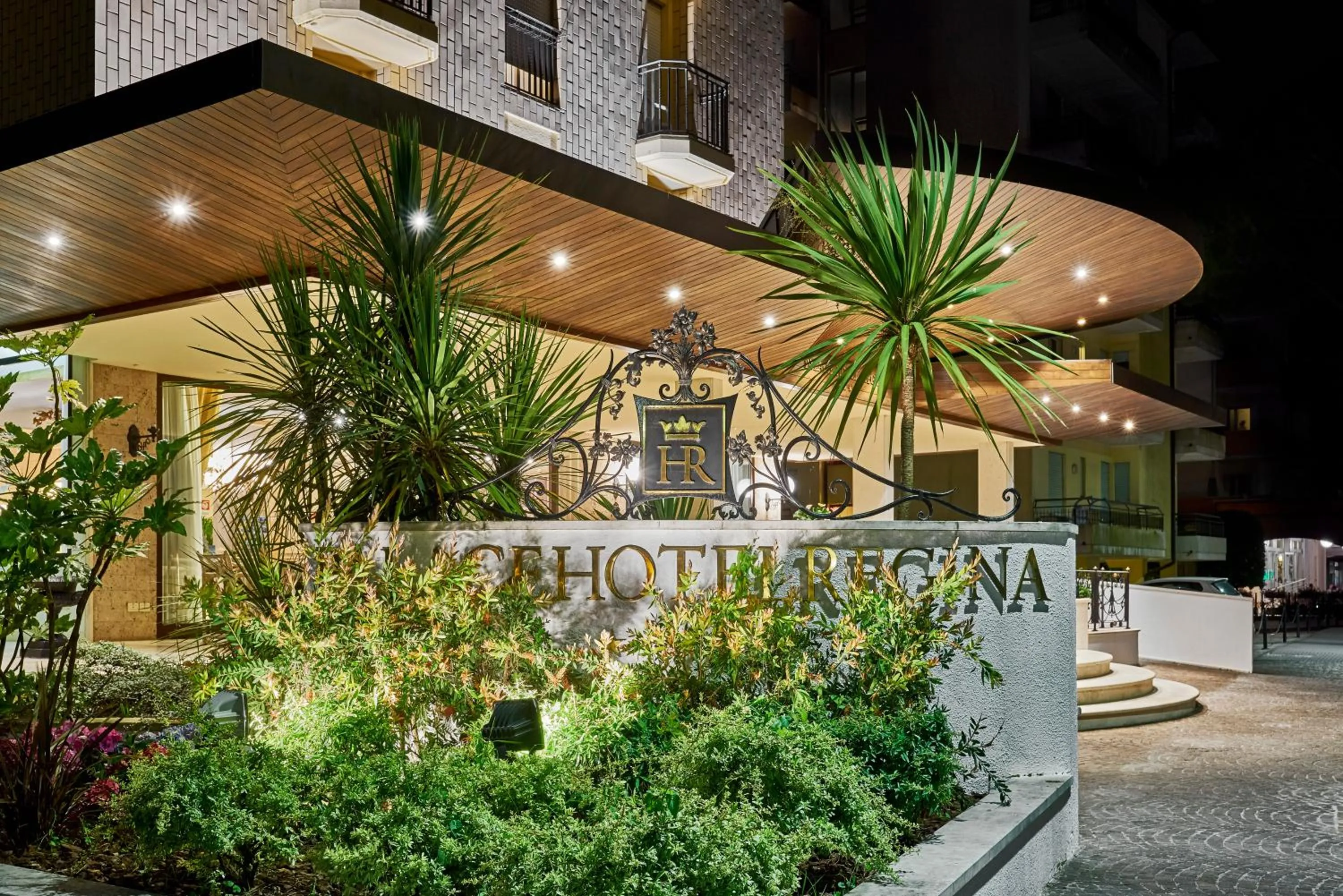 Property building in Palace Hotel Regina