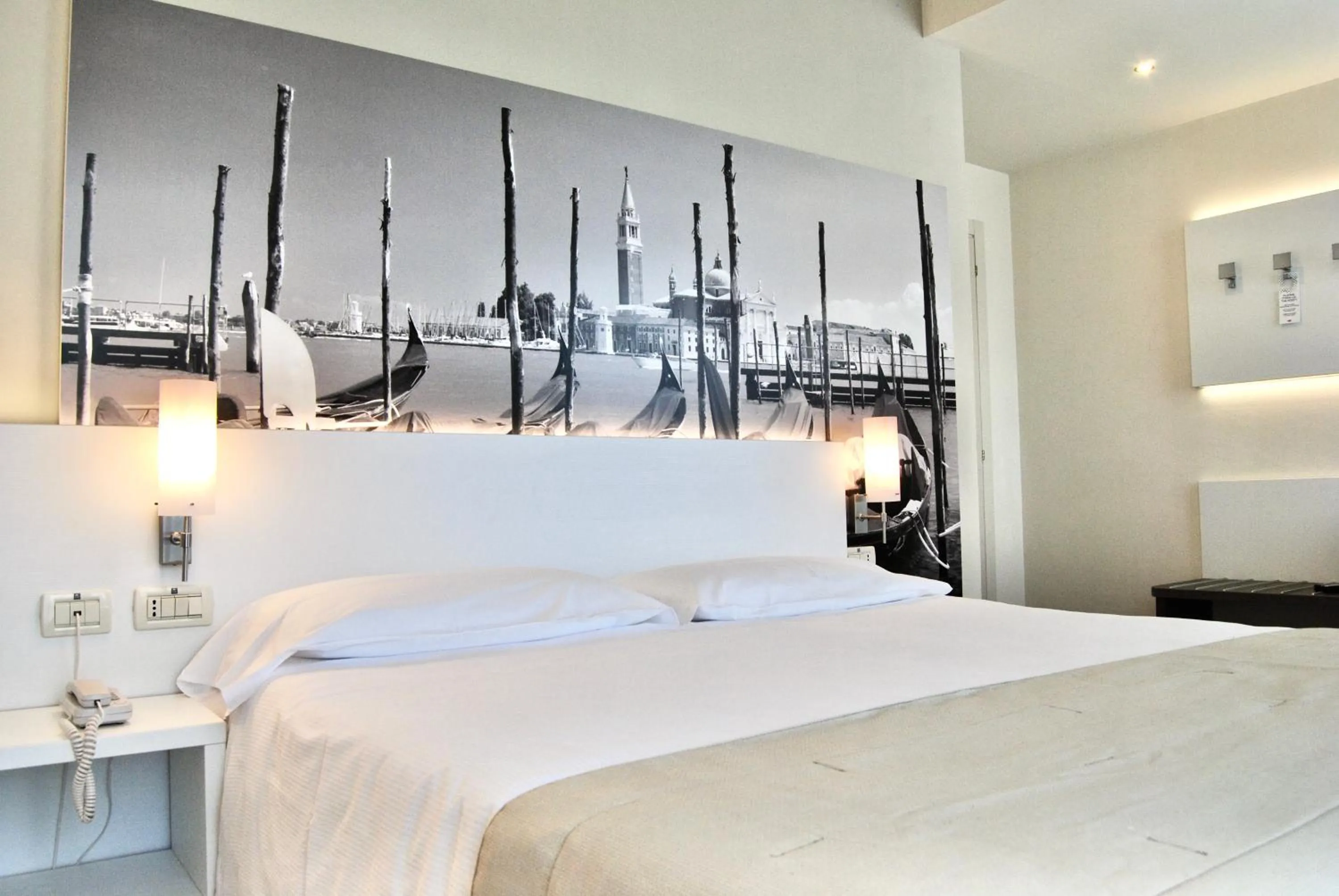 Bedroom, Bed in Palace Hotel Regina