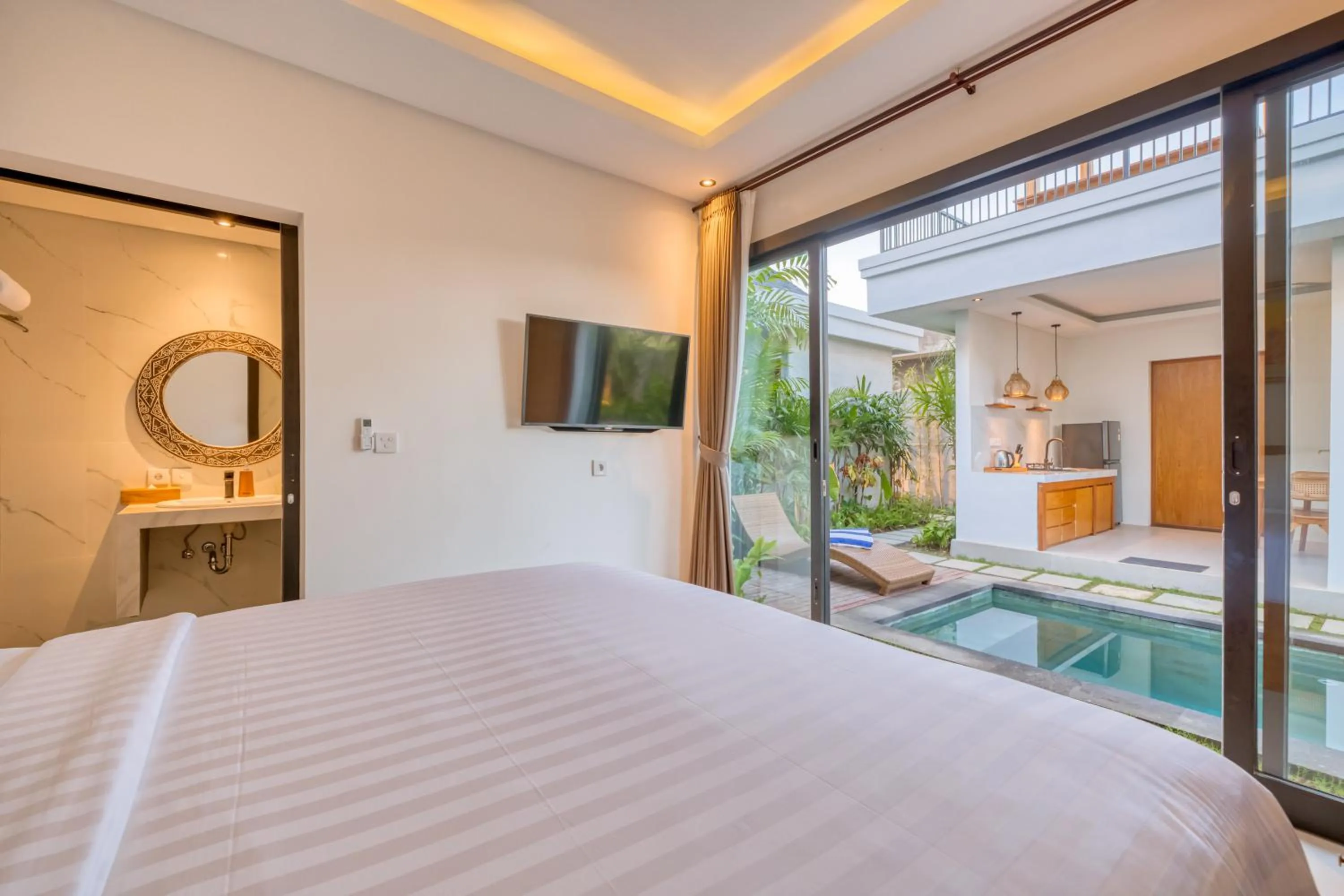 Bed in Villa Mirah Ubud
