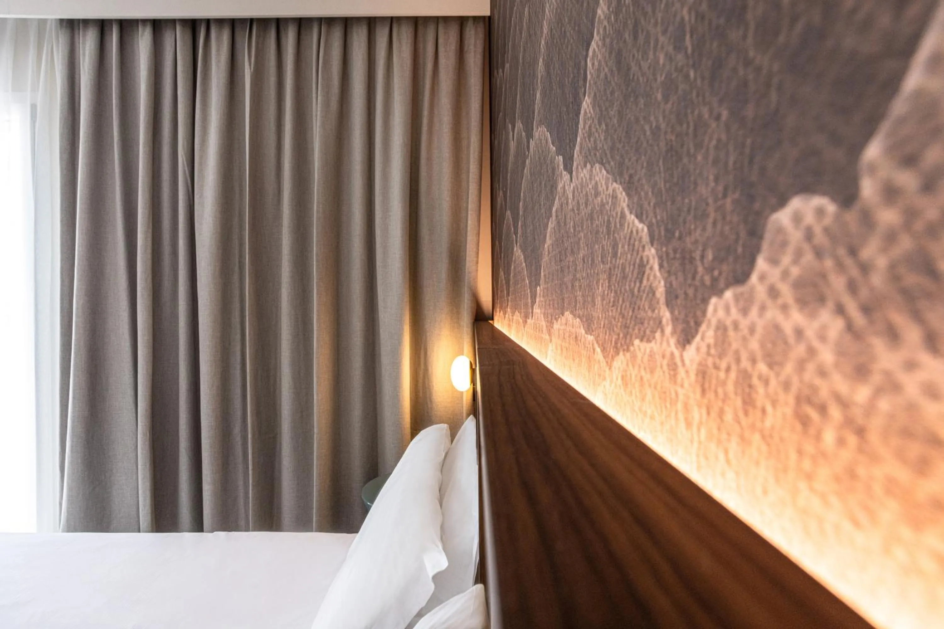 Decorative detail, Bed in Hotel Diana