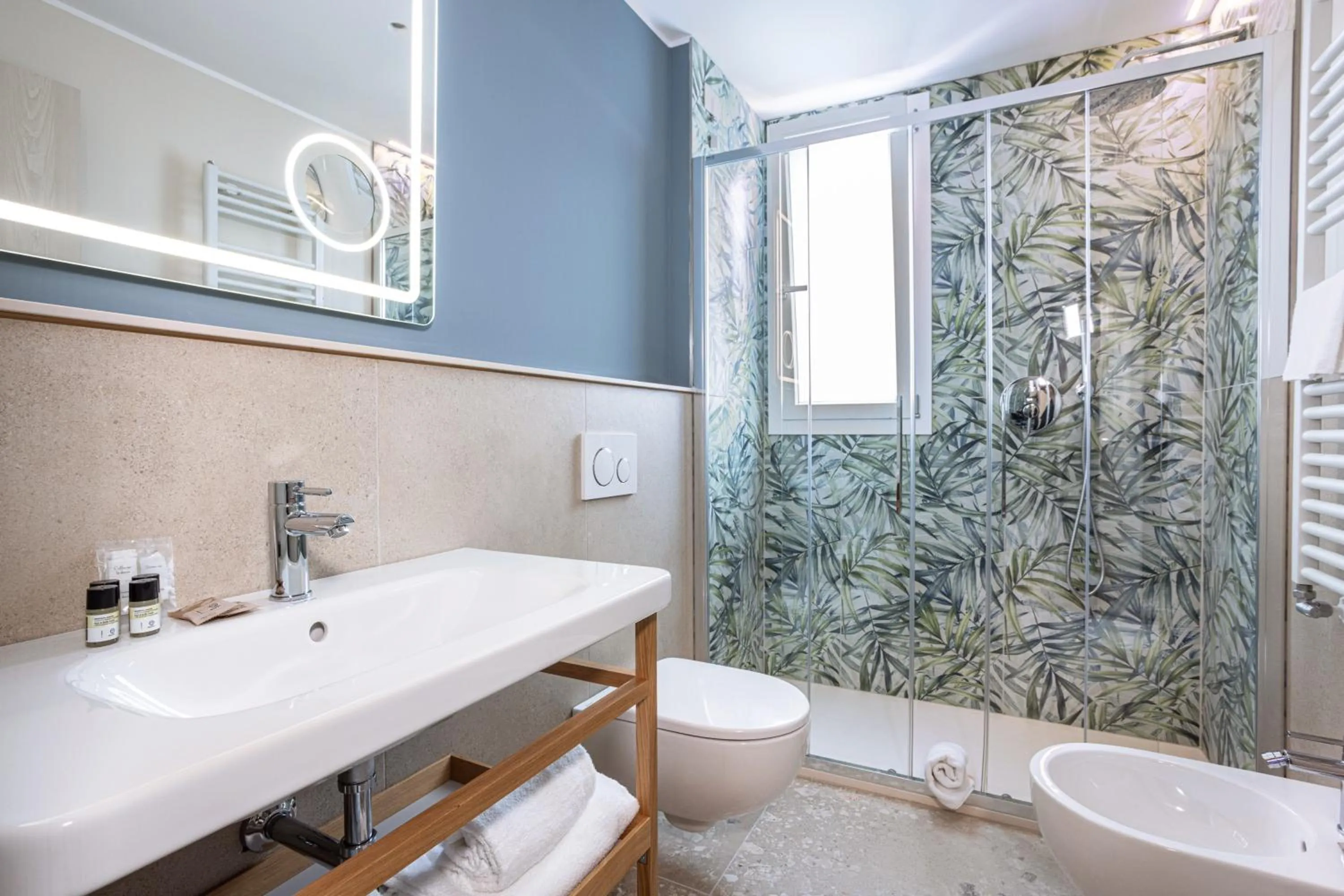 Bathroom in Hotel Diana