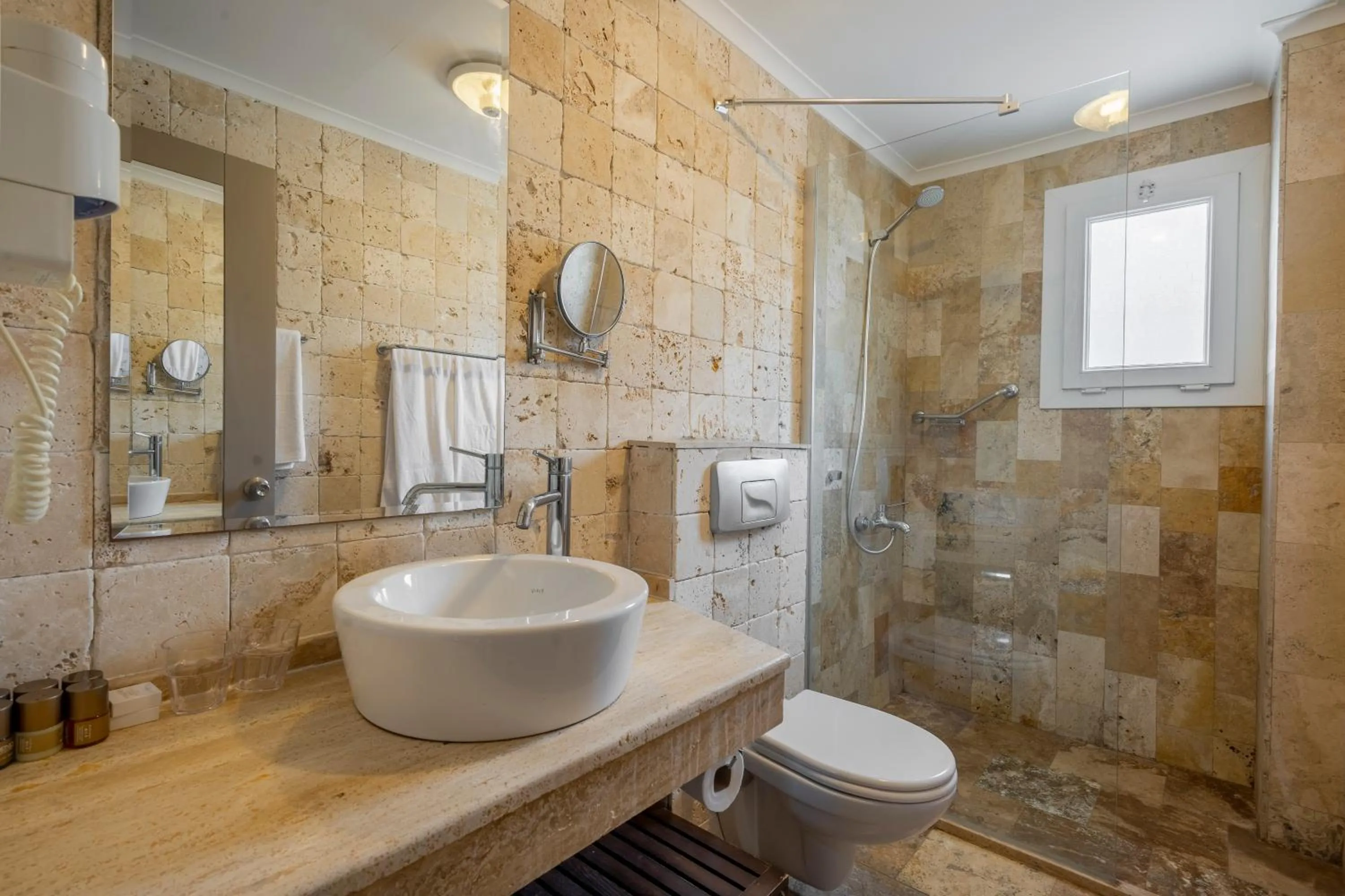 Shower in Trendlife Hotels Torba