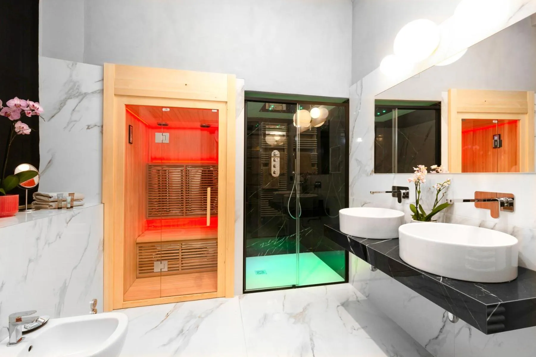 Sauna in Hotel Cannobio