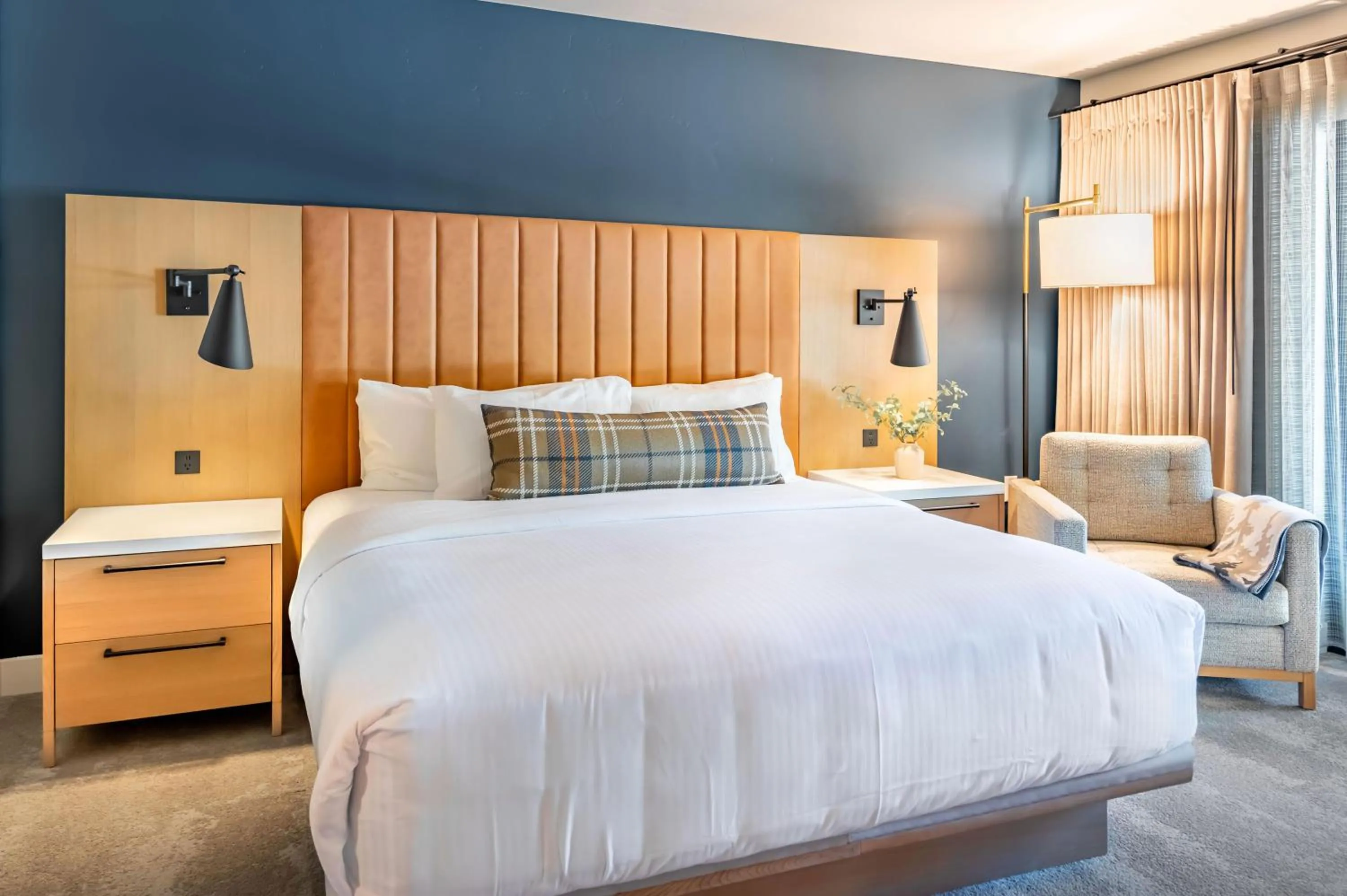 Bed in The Incline Lodge