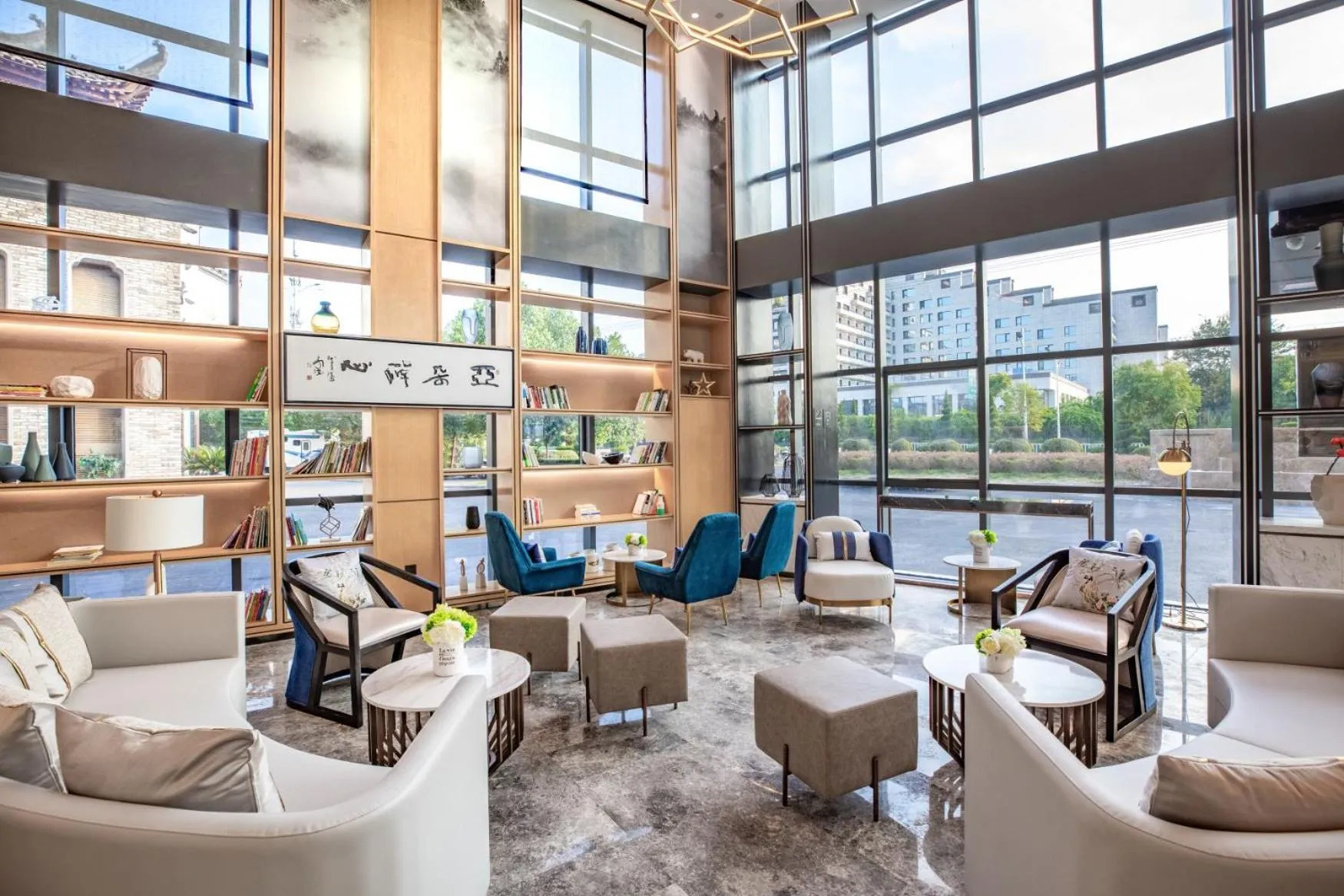 Atour Hotel Huangshan Tunxi Old Street Xin an River