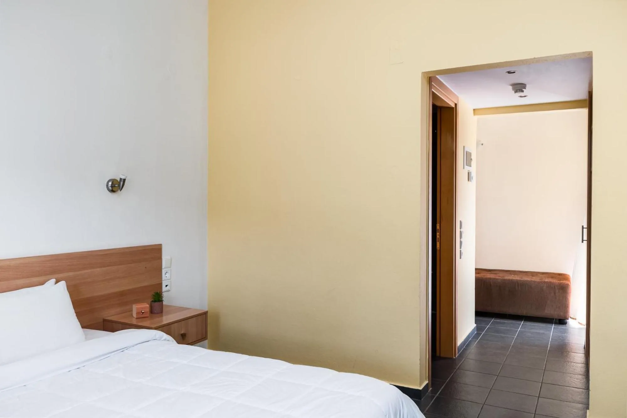 Bed in Gefiri Plakas Hotel, Tzoumerka