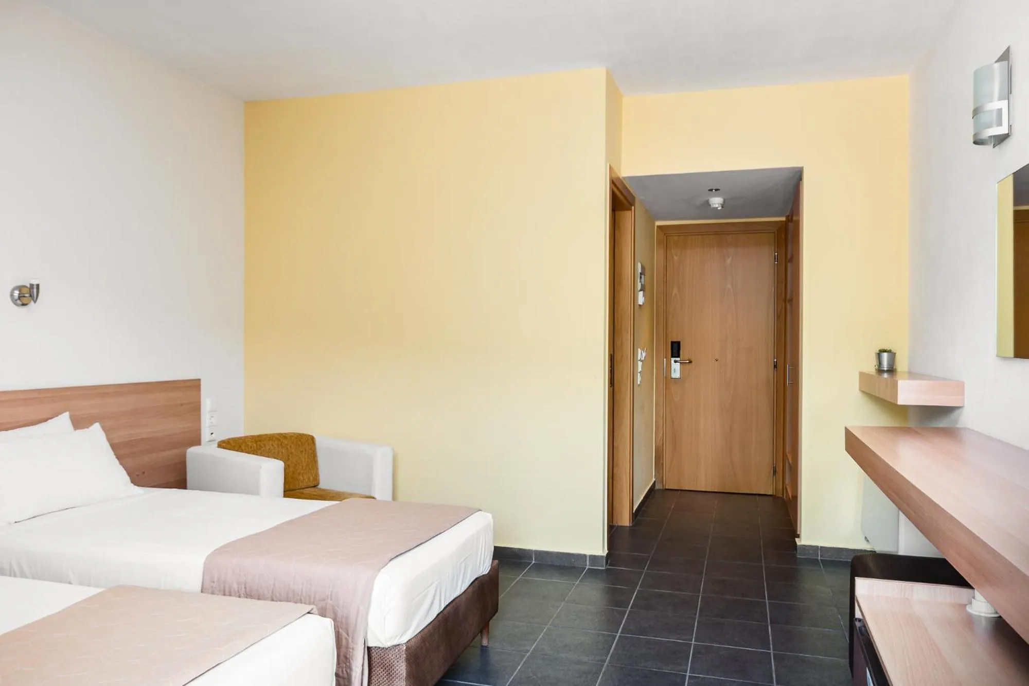 Bed in Gefiri Plakas Hotel, Tzoumerka