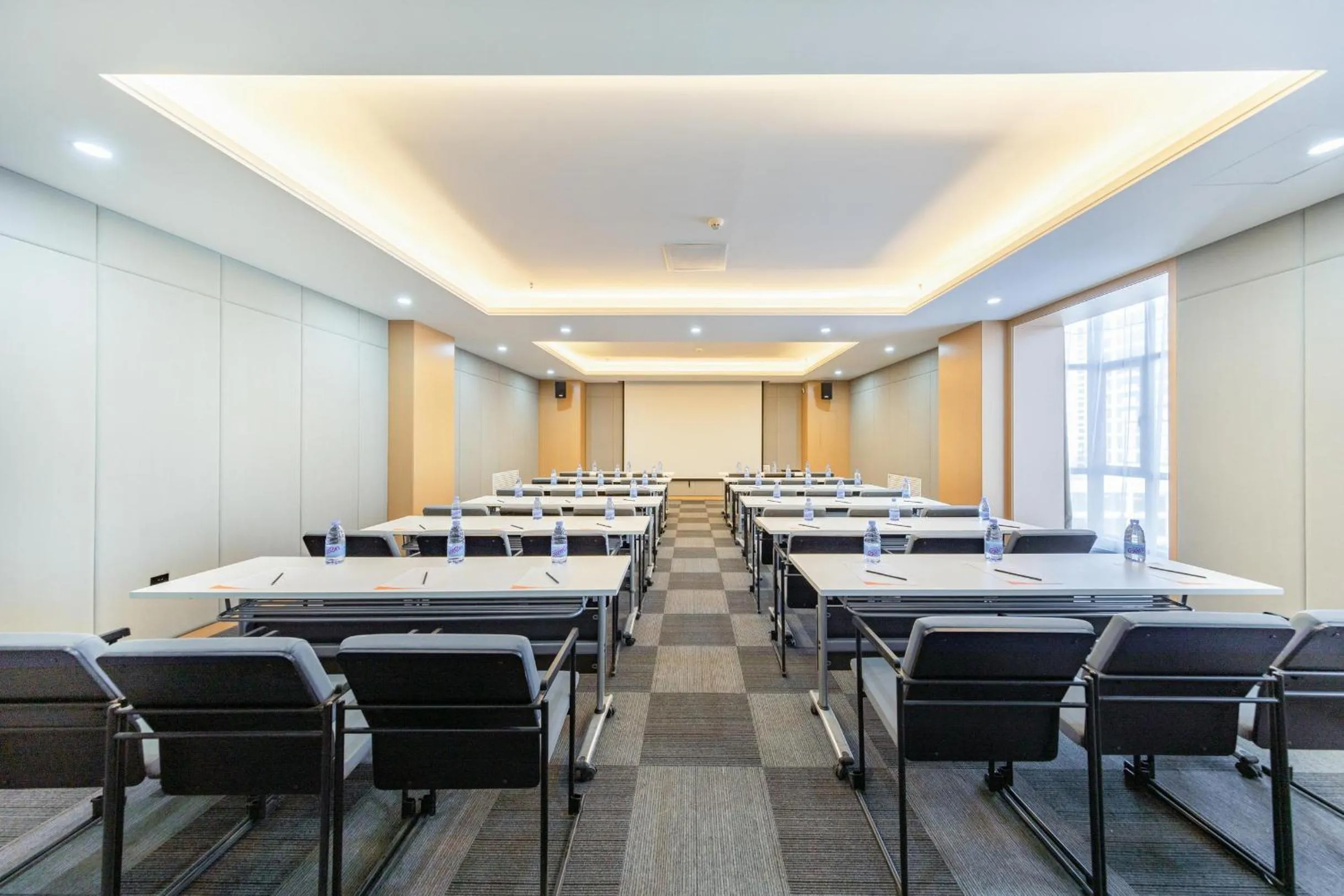 Atour Hotel Jincheng Development Lanhua Road