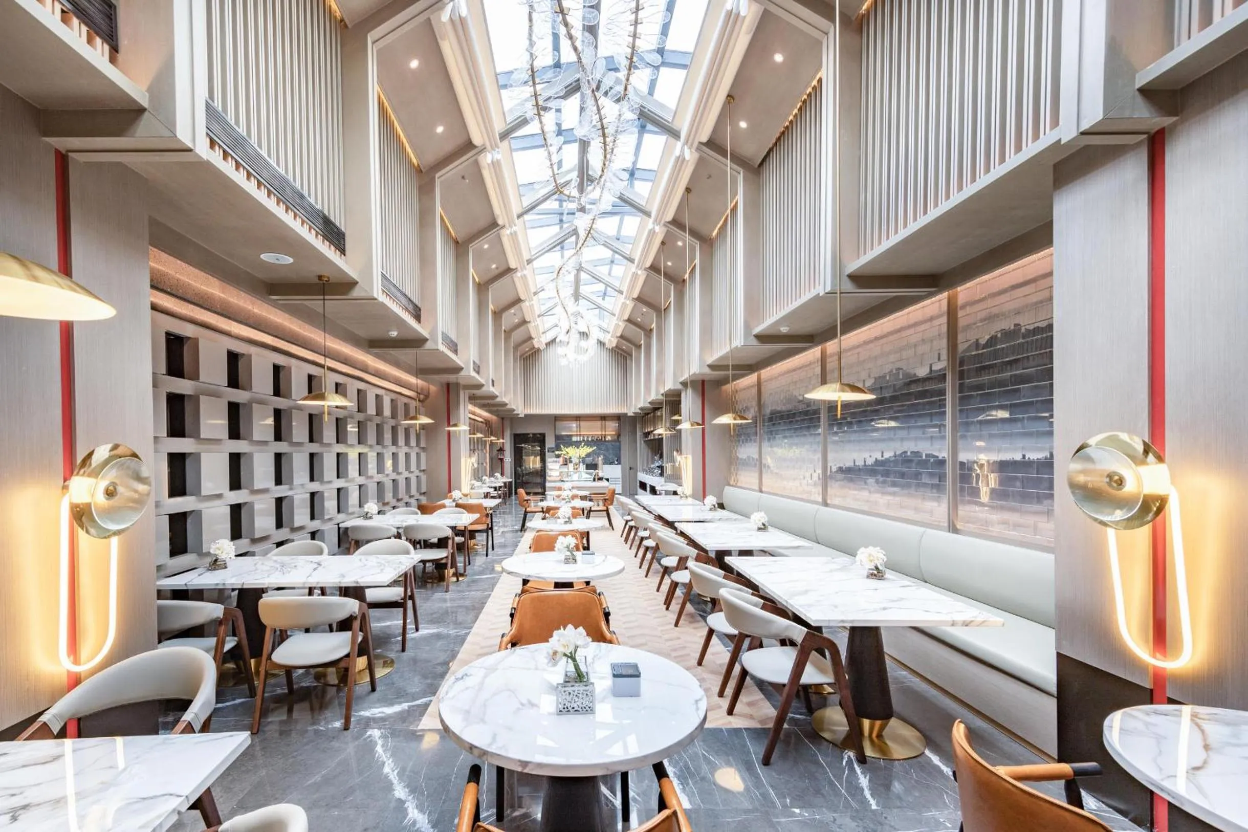 Atour Hotel Yuzhong Yuci Incity